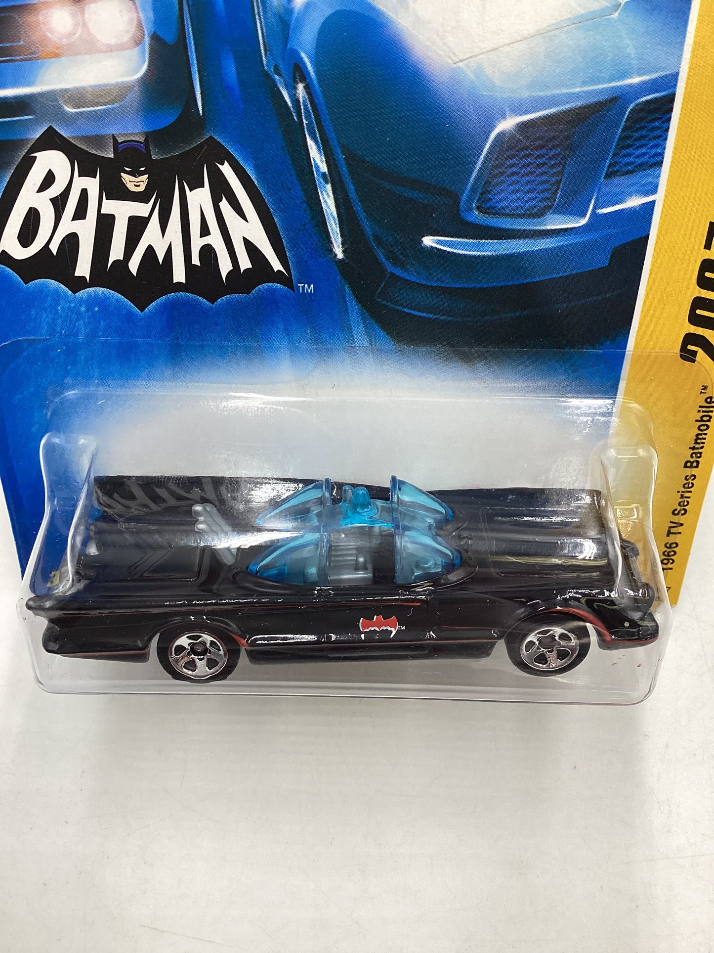 2007 Hot Wheels #015 TV Batmobile 119E