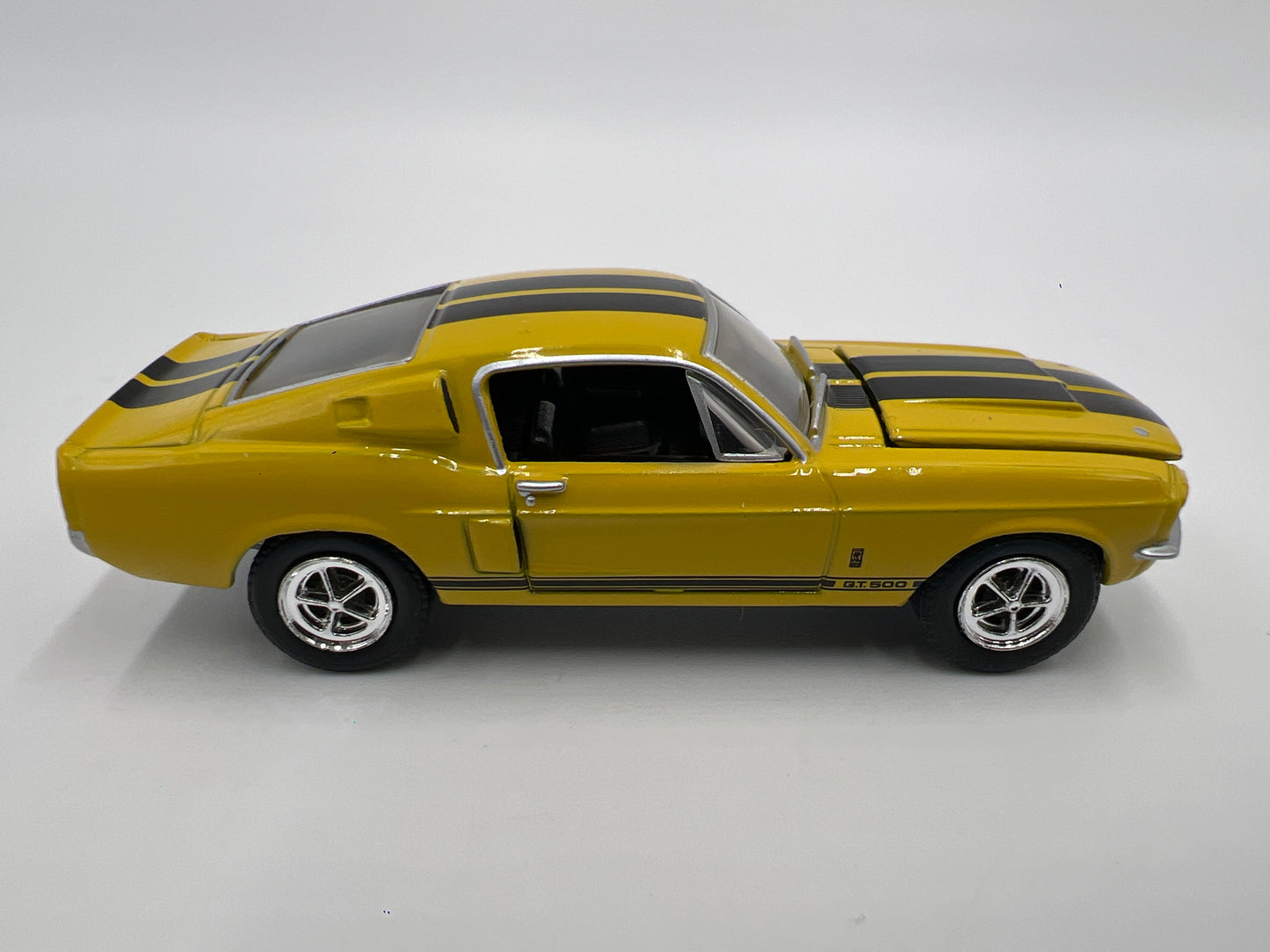 Greenlight Premium 1/64 1967 Shelby GT 500 Yellow Loose