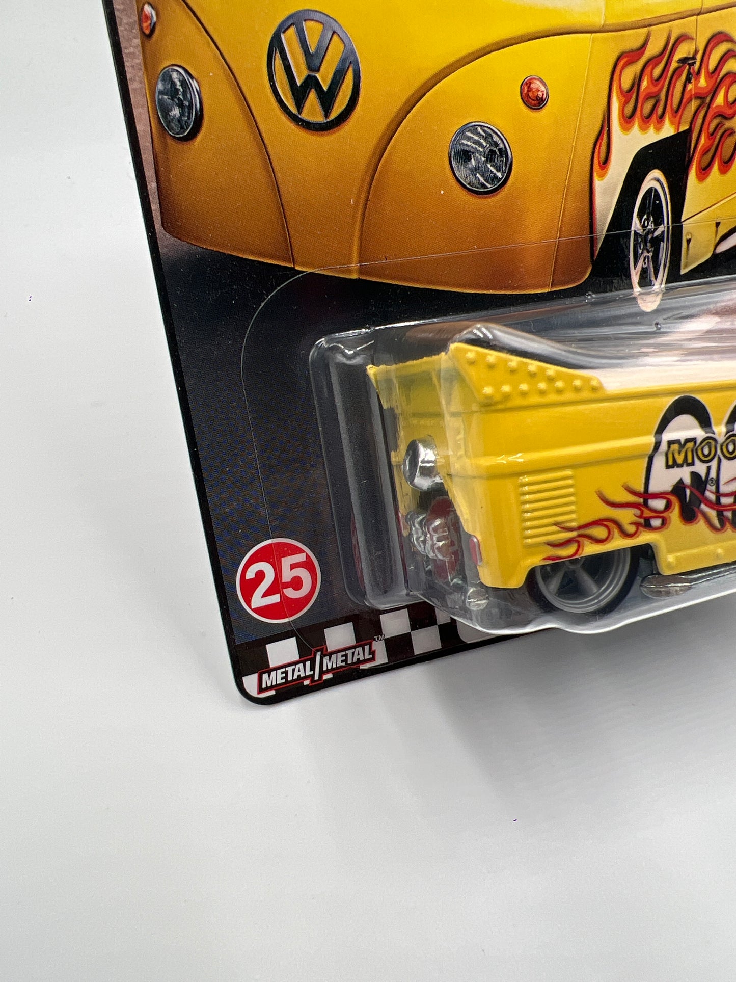 Hot Wheels Premium Boulevard #25 Volkswagen Drag Bus Mooneyes Yellow 262B