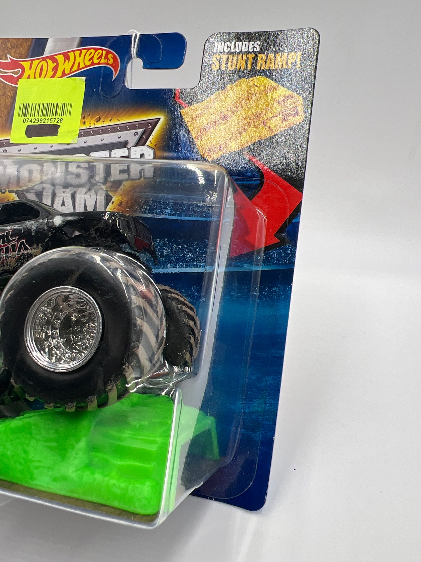 Hot Wheels Monster Jam Mud Treads #25 Metal Mulisha 126i