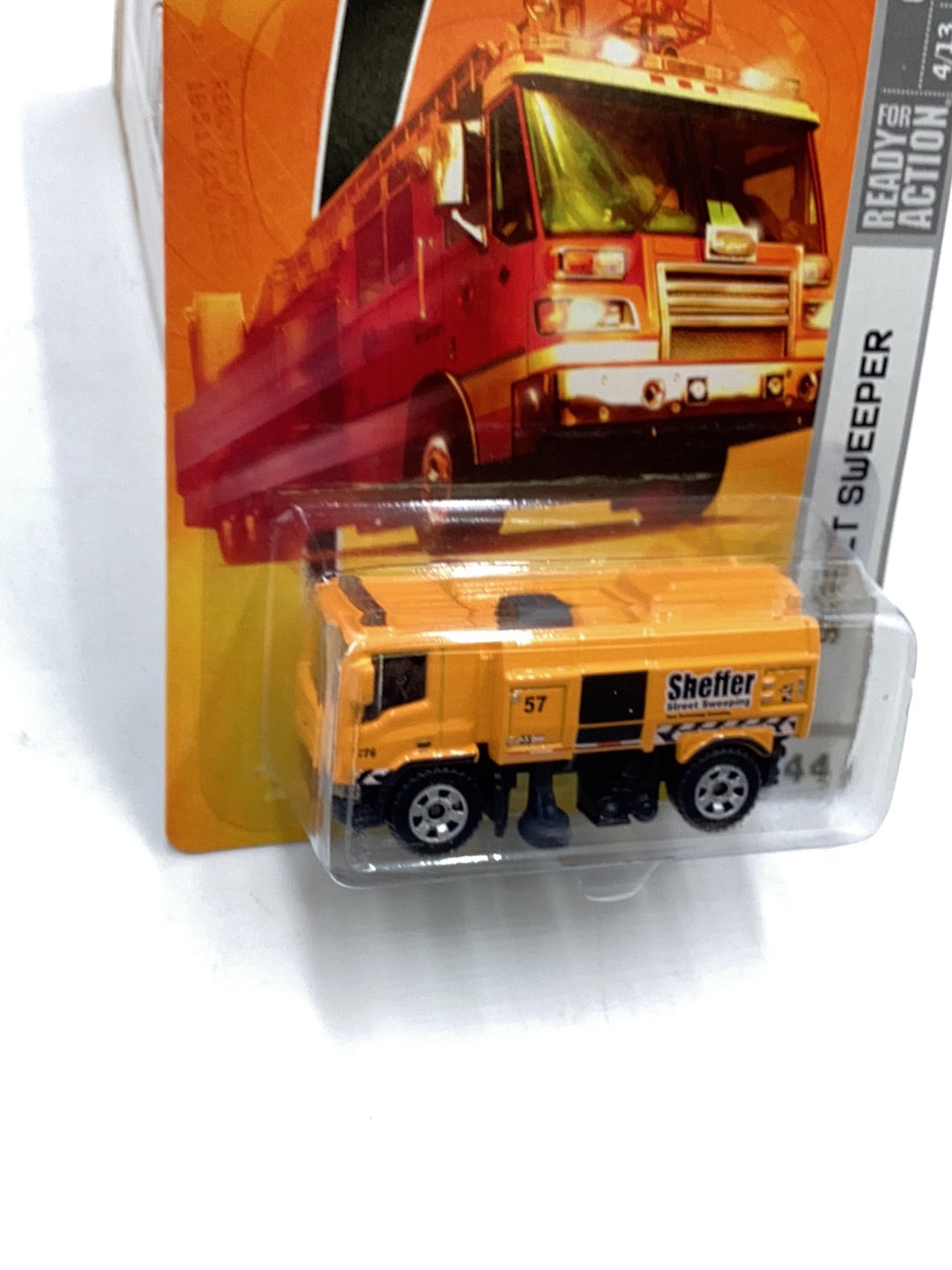 Matchbox city action #44 Street Sweeper 67H