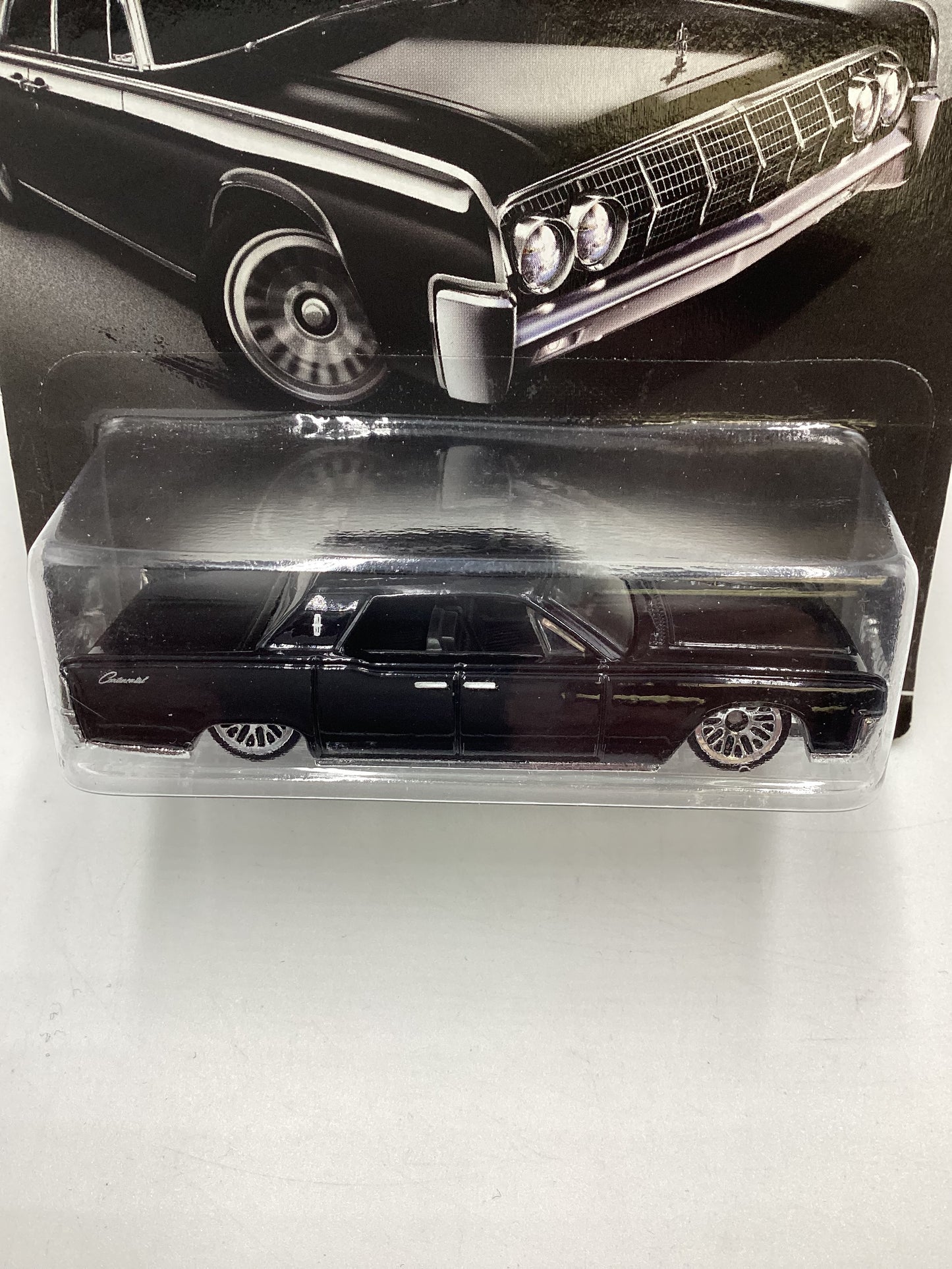 Hot Wheels Exclusive 007 Goldfinger #3 64 Lincoln  Continental Black Veins on Back