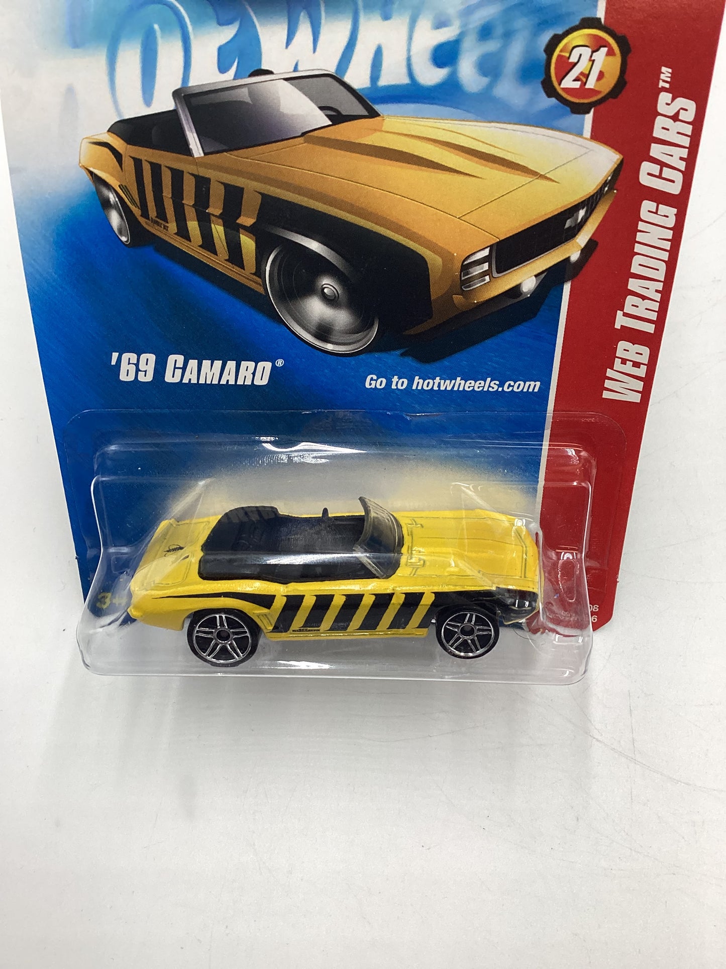 2008 Hot Wheels Web Trading Cars #97 69 Camaro Yellow (Chrome Base) 11D