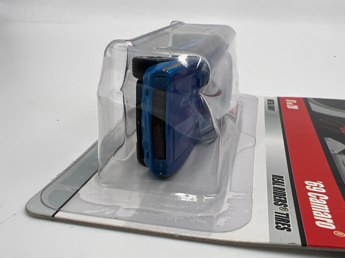 Hot Wheels Premium Larrys Garage #17 CHASE 69 Camaro Blue (SR)