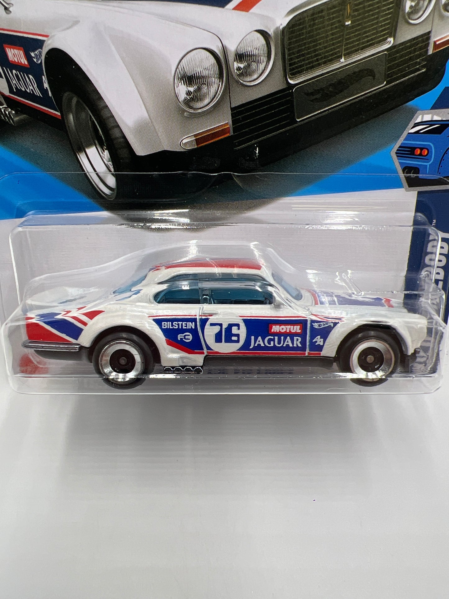 2025 Hot Wheels N Case Wild Widebody #238 Jaguar XJC V12 Coupe White 65D