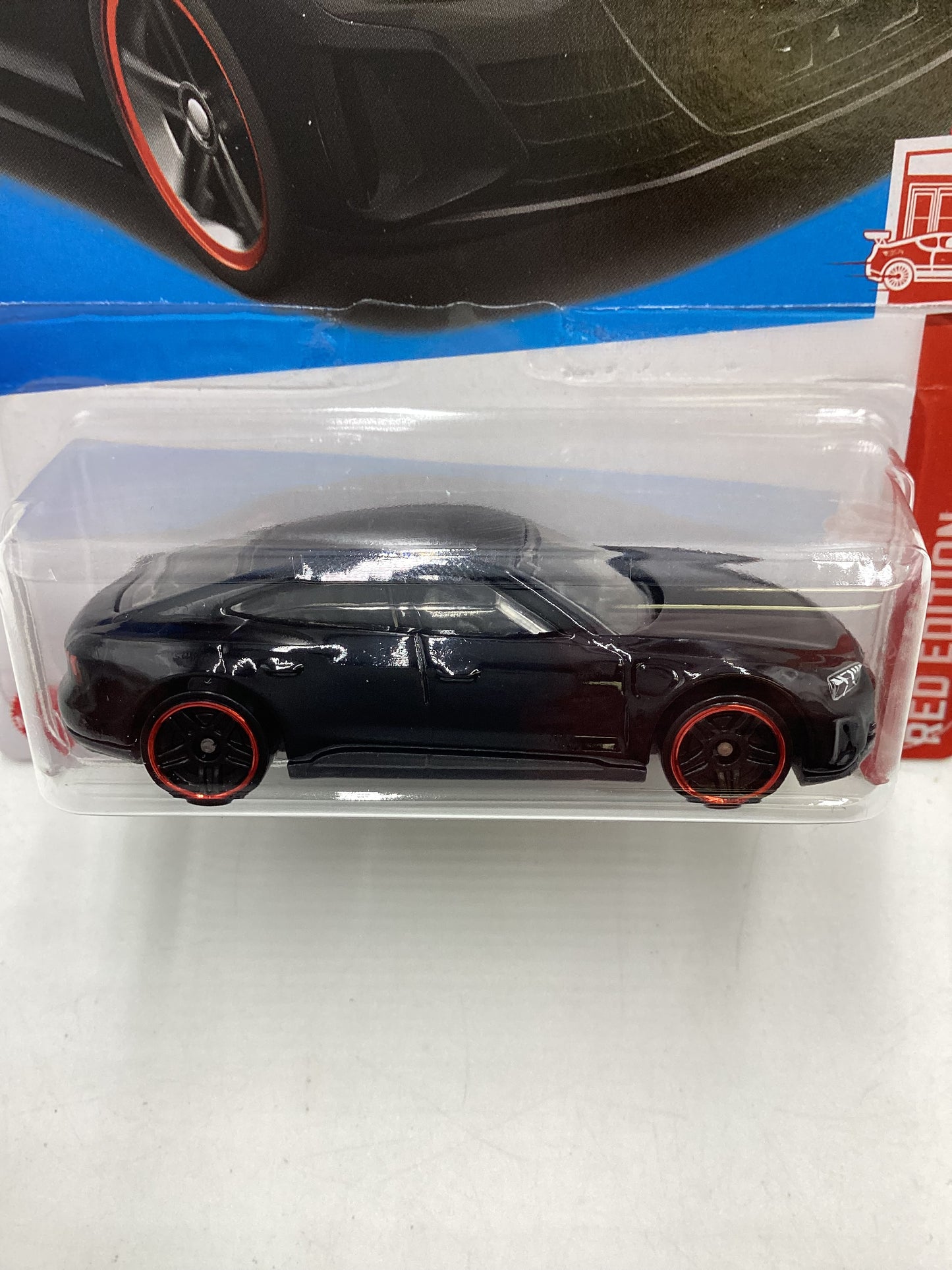 2023 Hot wheels Red edition Factory Sealed #109 Audi RS E-Tron GT *Cracked Blister* 150H