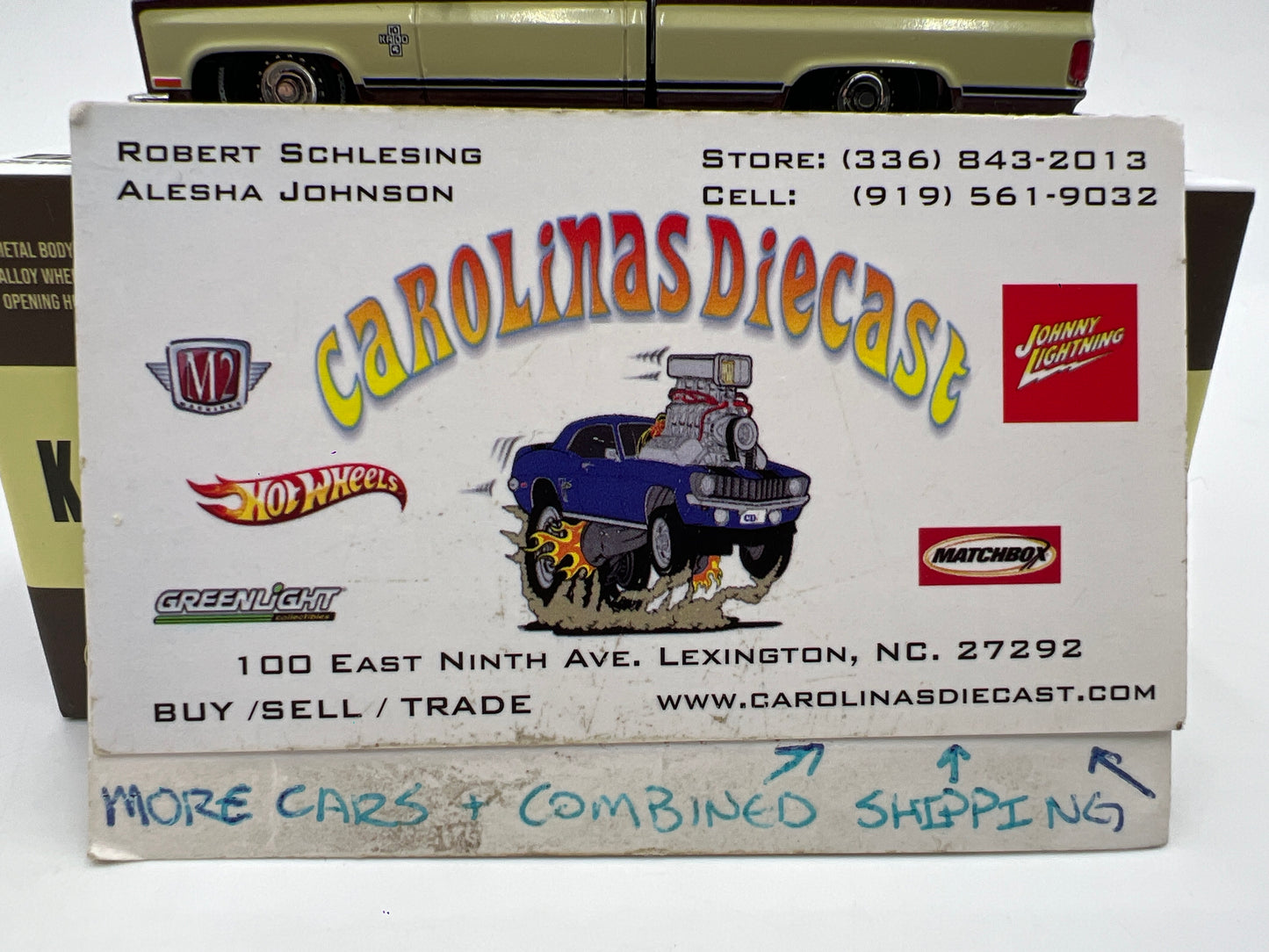 Mini GT x Kaido House #145 Chevrolet Silverado Kaido Vintage Spec V1