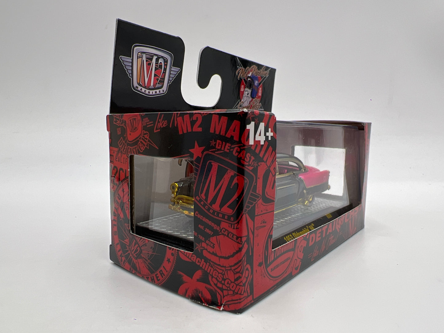 M2 Machines CHASE 1953 Oldsmobile 98 Black/Pink R88