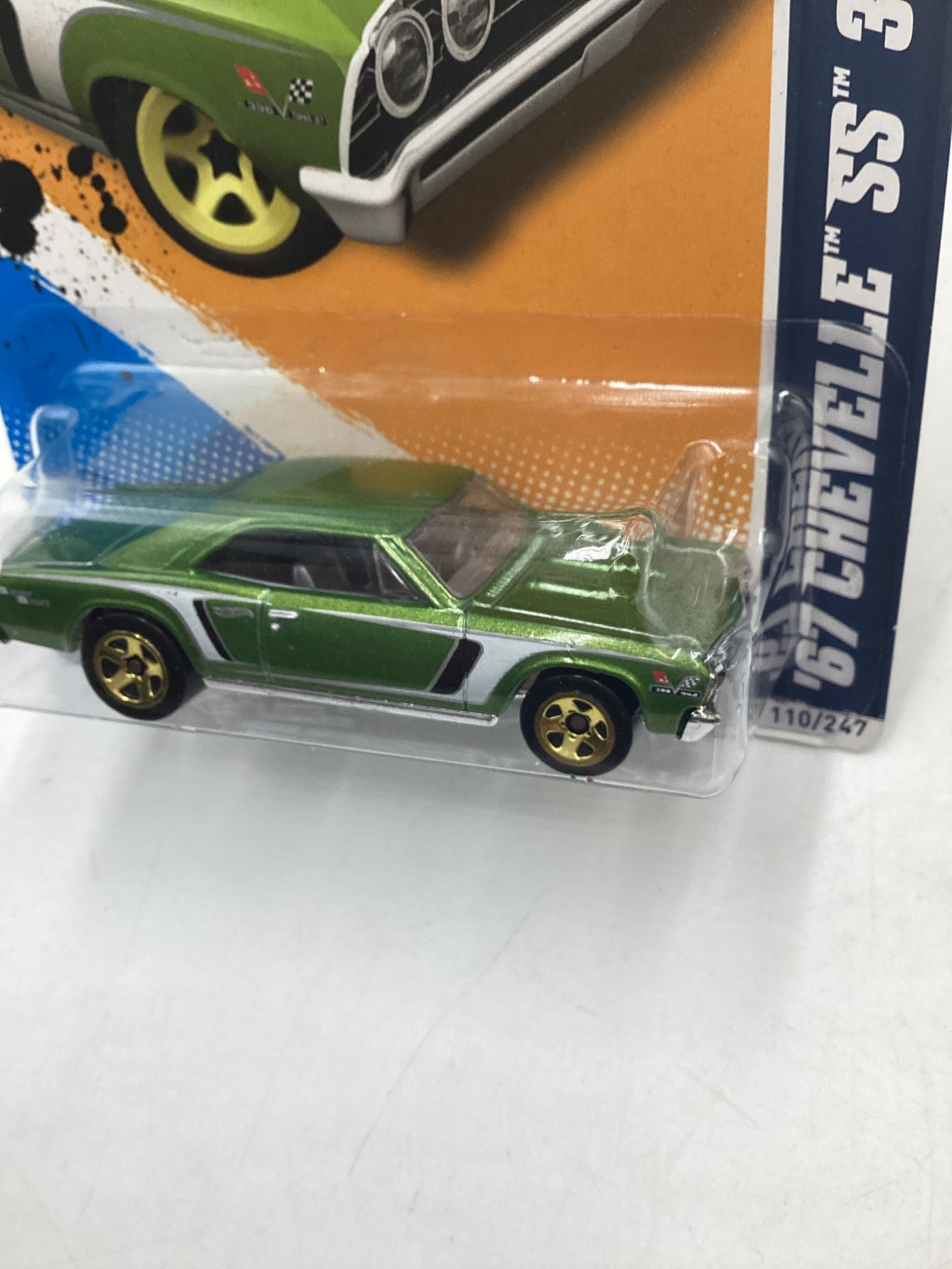 2012 Hot Wheels #110 67 Chevelle SS 396 Green 17B