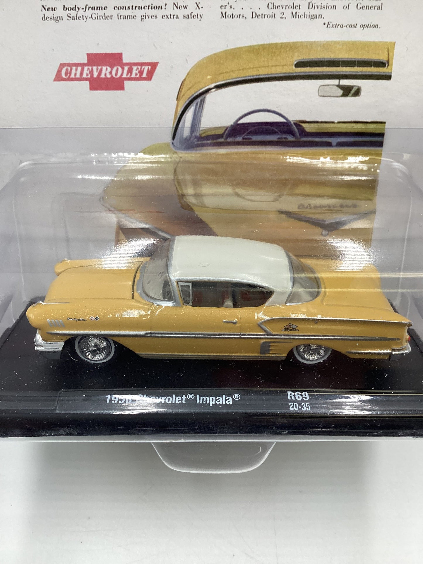 M2 Machines Auto Drivers Chevrolet 1958 Chevrolet Impala Beige R69 193i