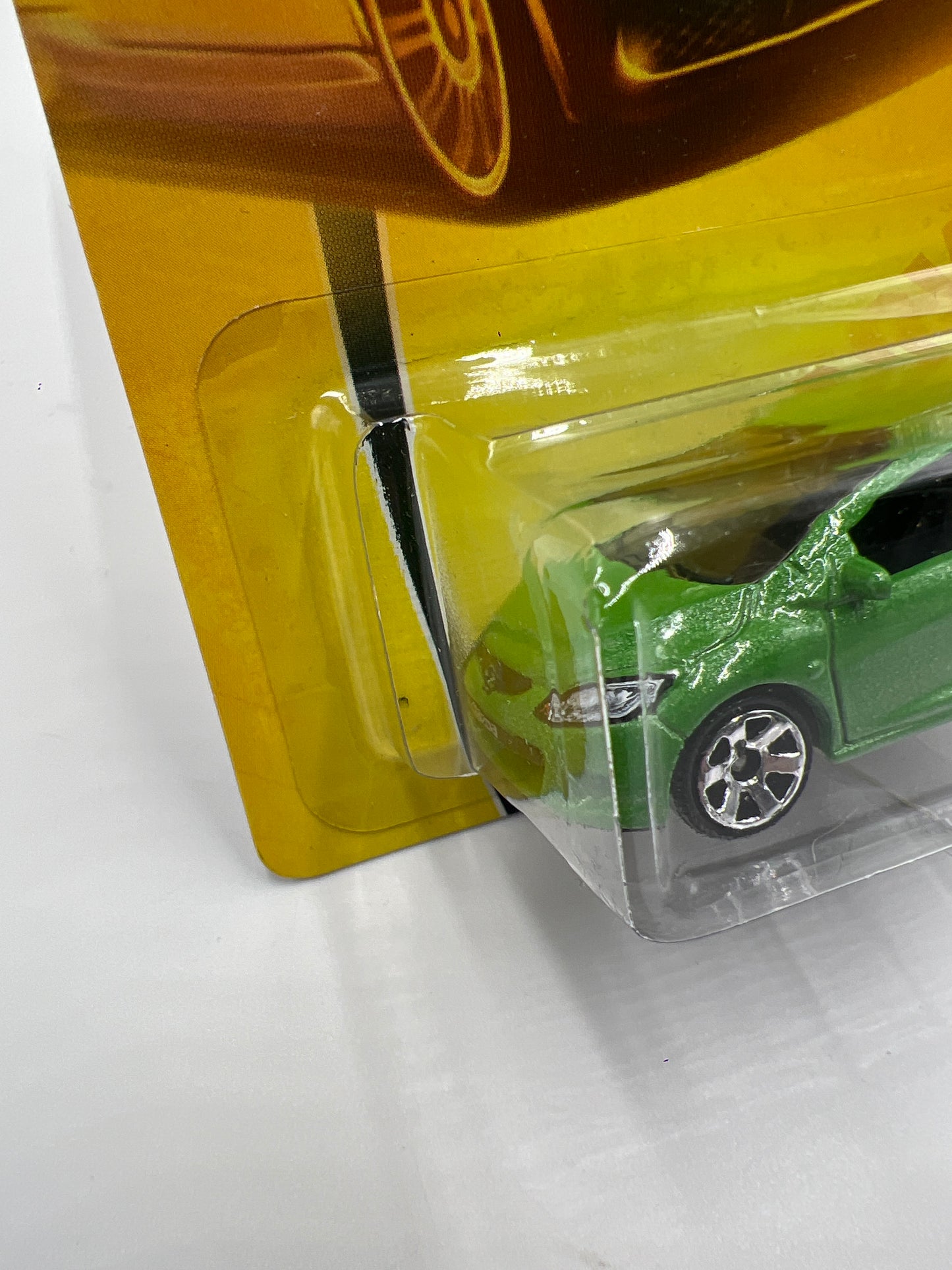 Matchbox #27 Metro Rides Mazda 2 Green W/Protector