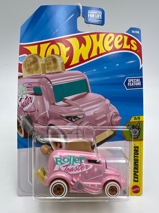 2026 Hot Wheels H Case #39 Roller Toaster Pink