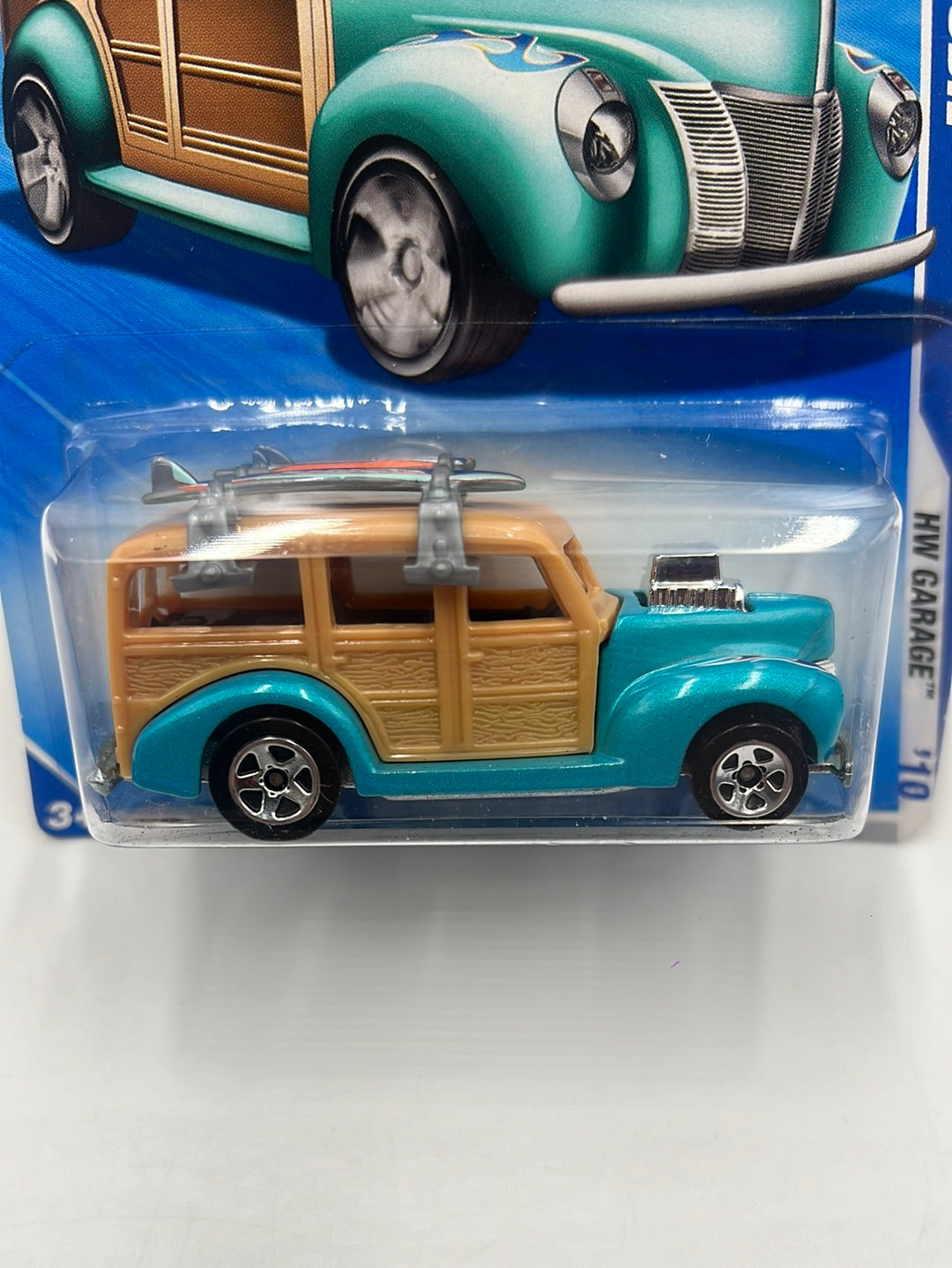 2010 Hot Wheels HW Garage ‘40s Woodie Light Blue 73/240 33E