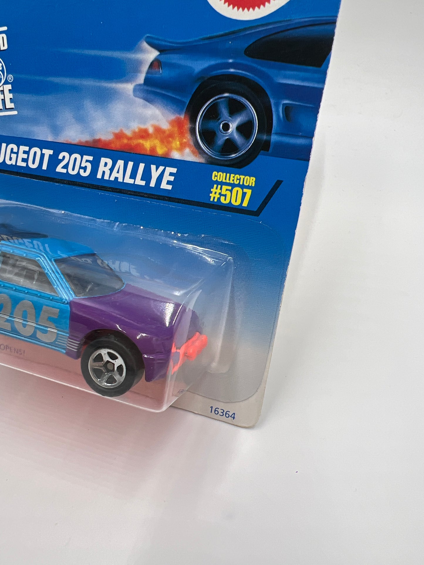 1997 Hot Wheels Collector #507 Peugeot 205 Rallye W/Protector