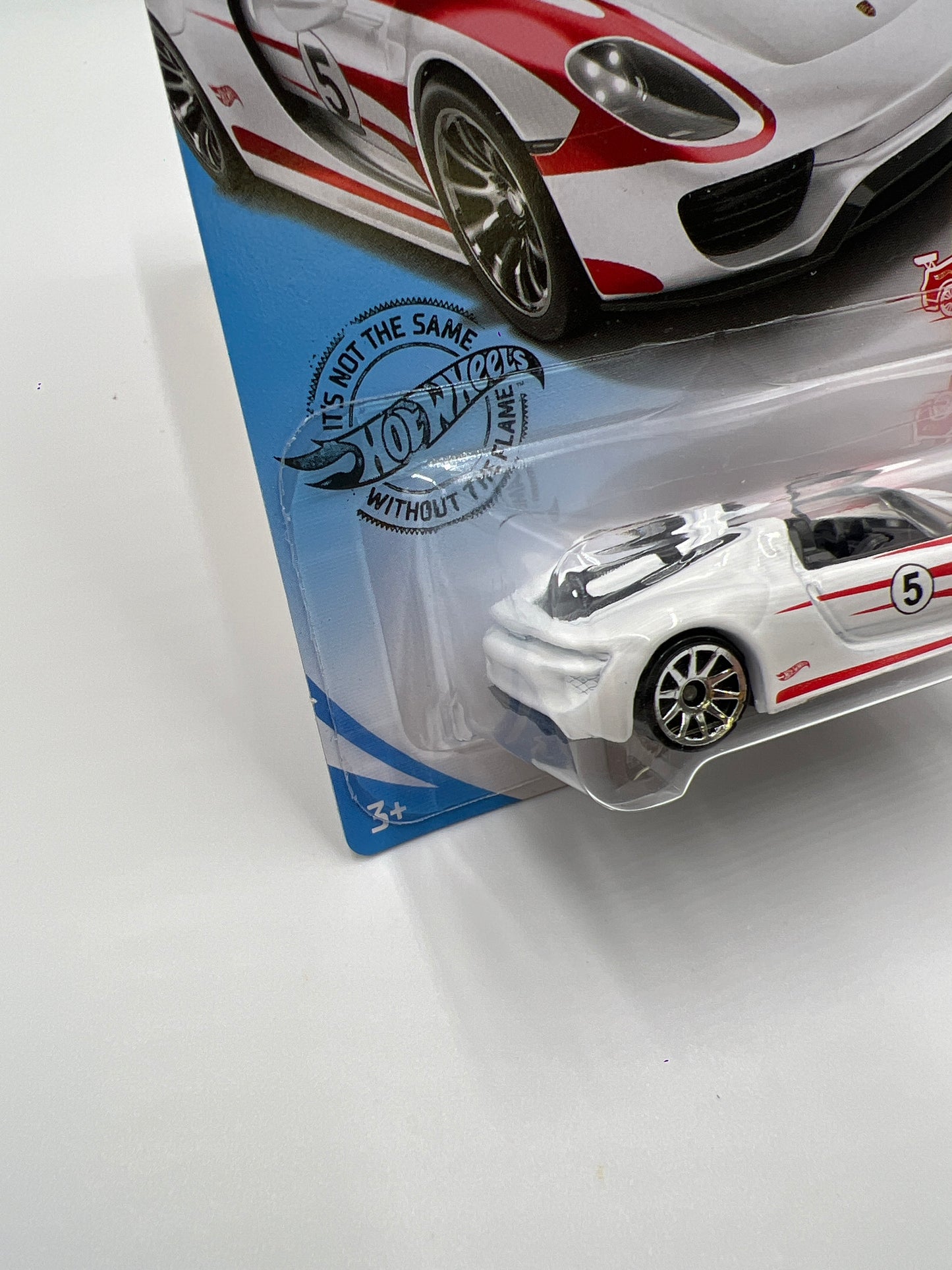 2019 Hot Wheels Red Edition #94 Porsche 918 Spyder target exclusive 147B