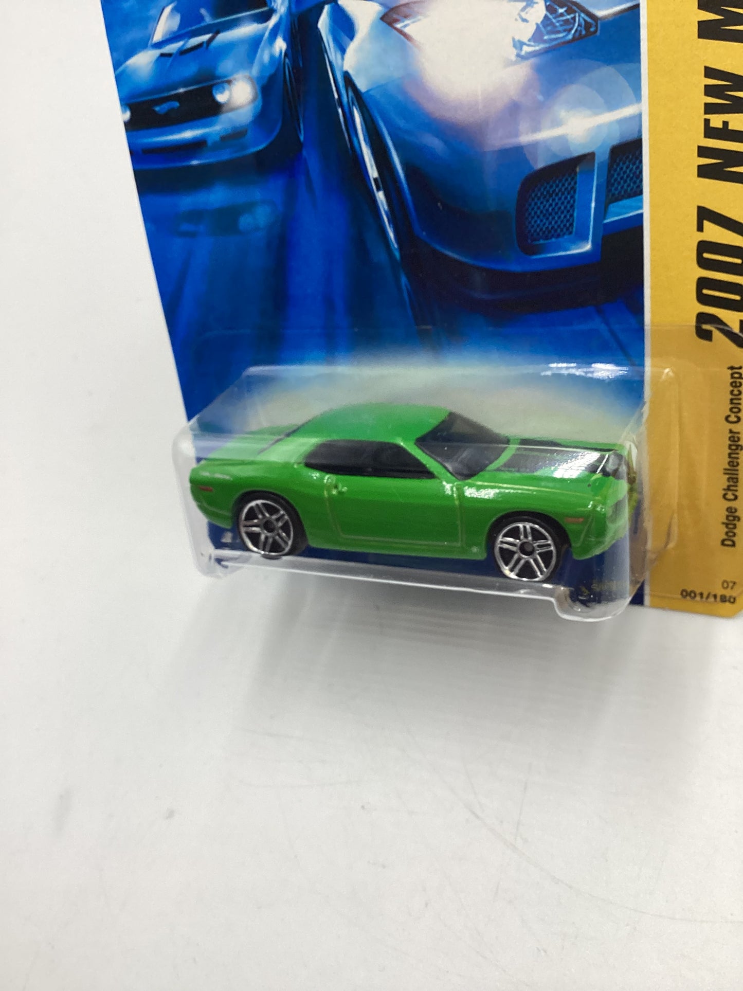 2007 Hot Wheels New Models #1 Dodge Challenger Concept Green PR5 Wheels 39D