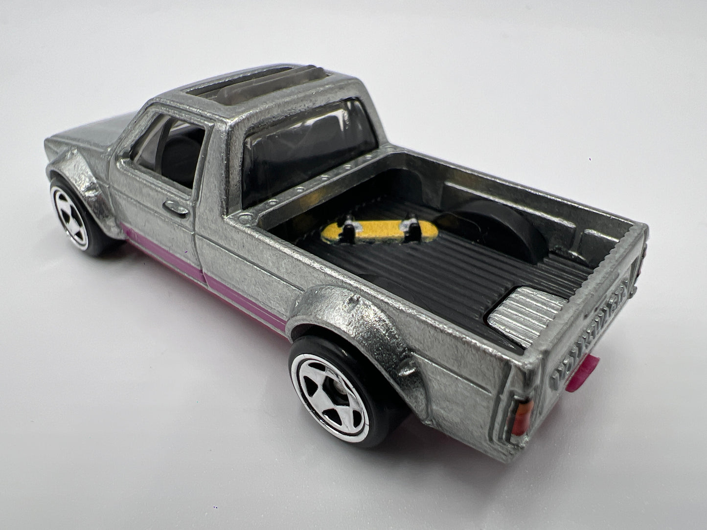 Hot Wheels 1/64 Walmart Exclusive Zamac Truck Set Volkswagen Caddy Loose