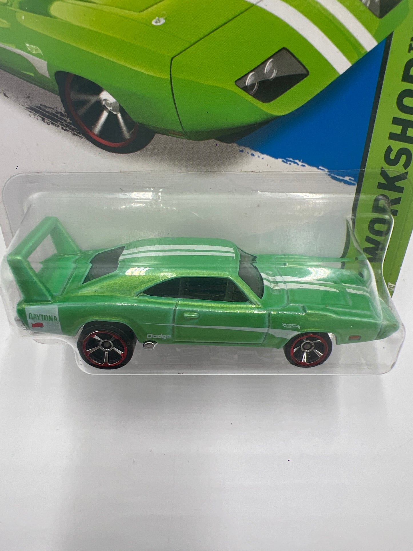 HW 2014 Hot wheels Workshop #234 69 Dodge Charger Daytona 40B *Card Not Perfect*