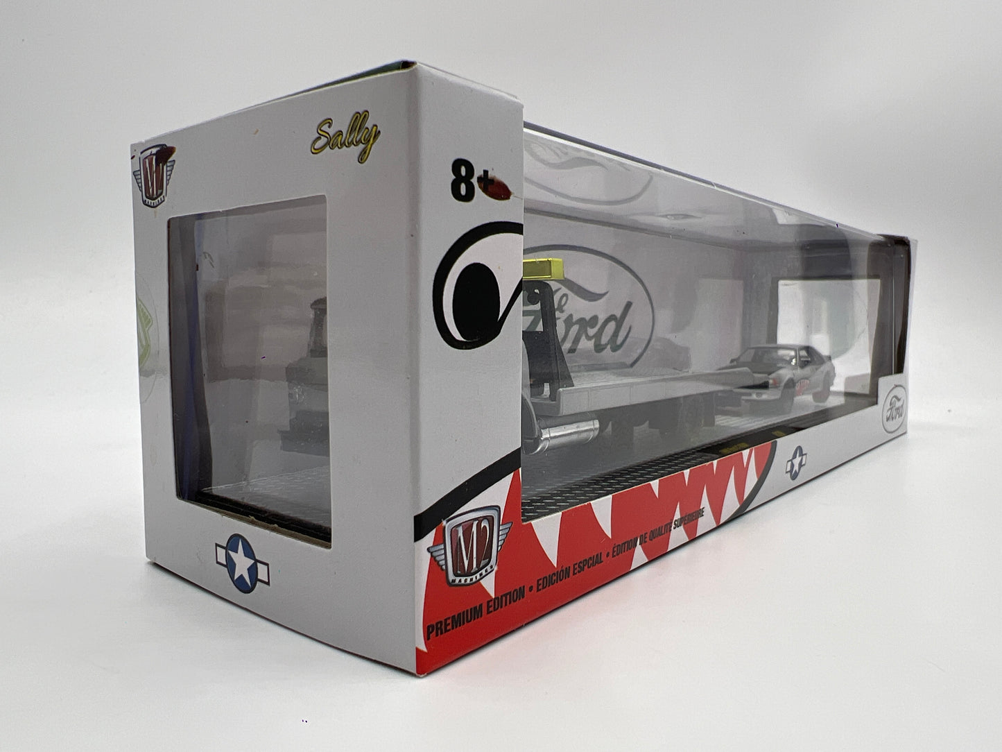 M2 Machines Auto Haulers 1990 Ford C-8000 & 1987 Ford Mustang GT R39