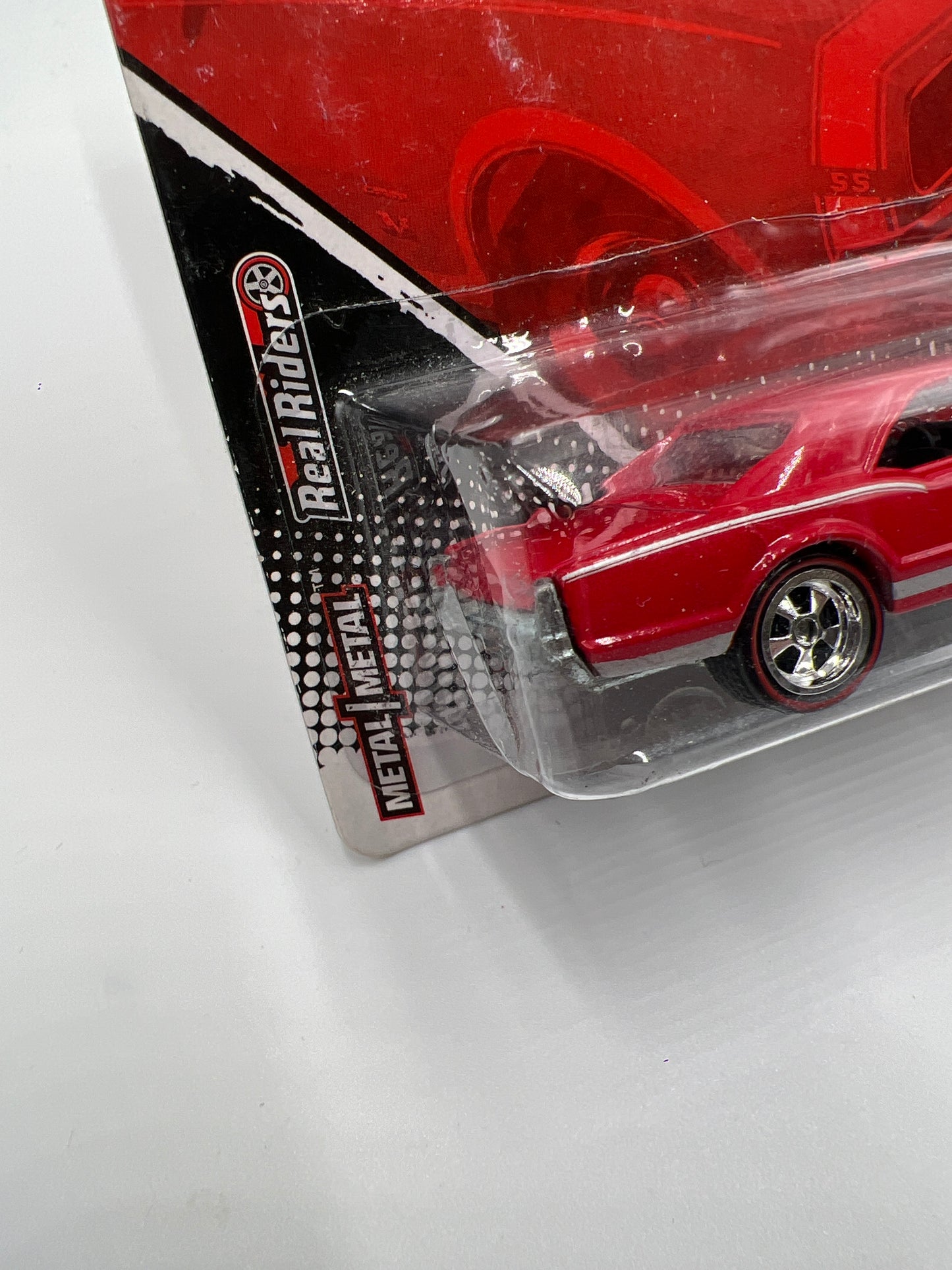 Hot Wheels Garage Premium #13 67 Oldsmobile 442 Red W/Protector