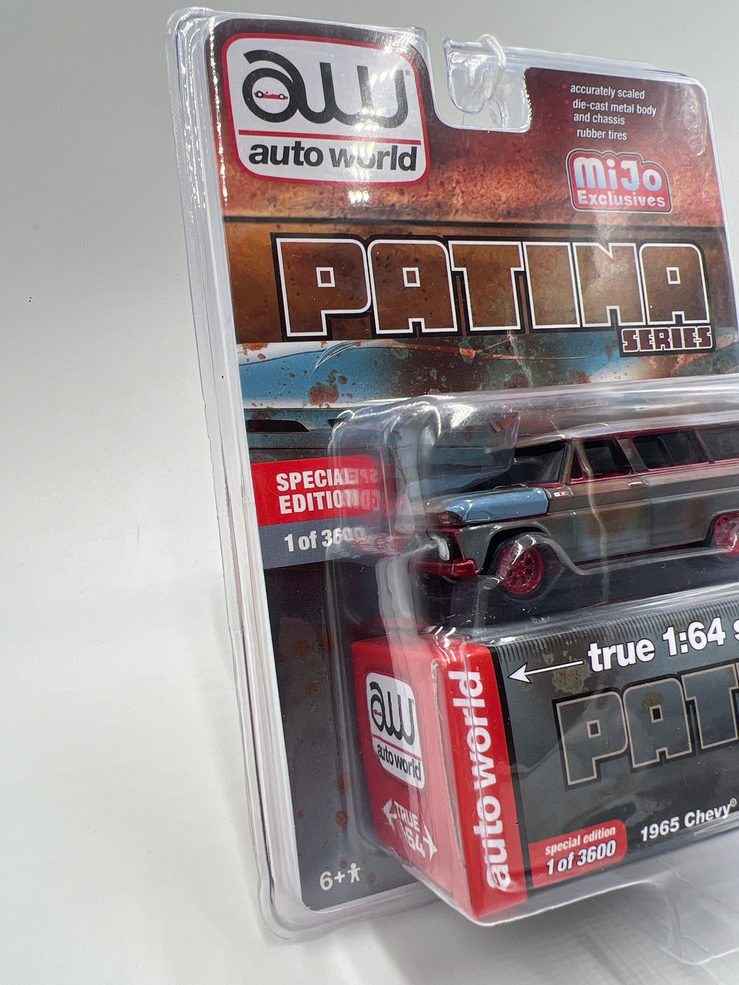 Auto World Mijo Exclusives Ultra Red CHASE Patina Series 1965 Chevy Suburban