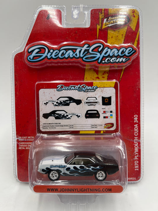Johnny Lightning Diecast Space 1970 Plymouth Cuda 340 Black/White Bad Card 219B