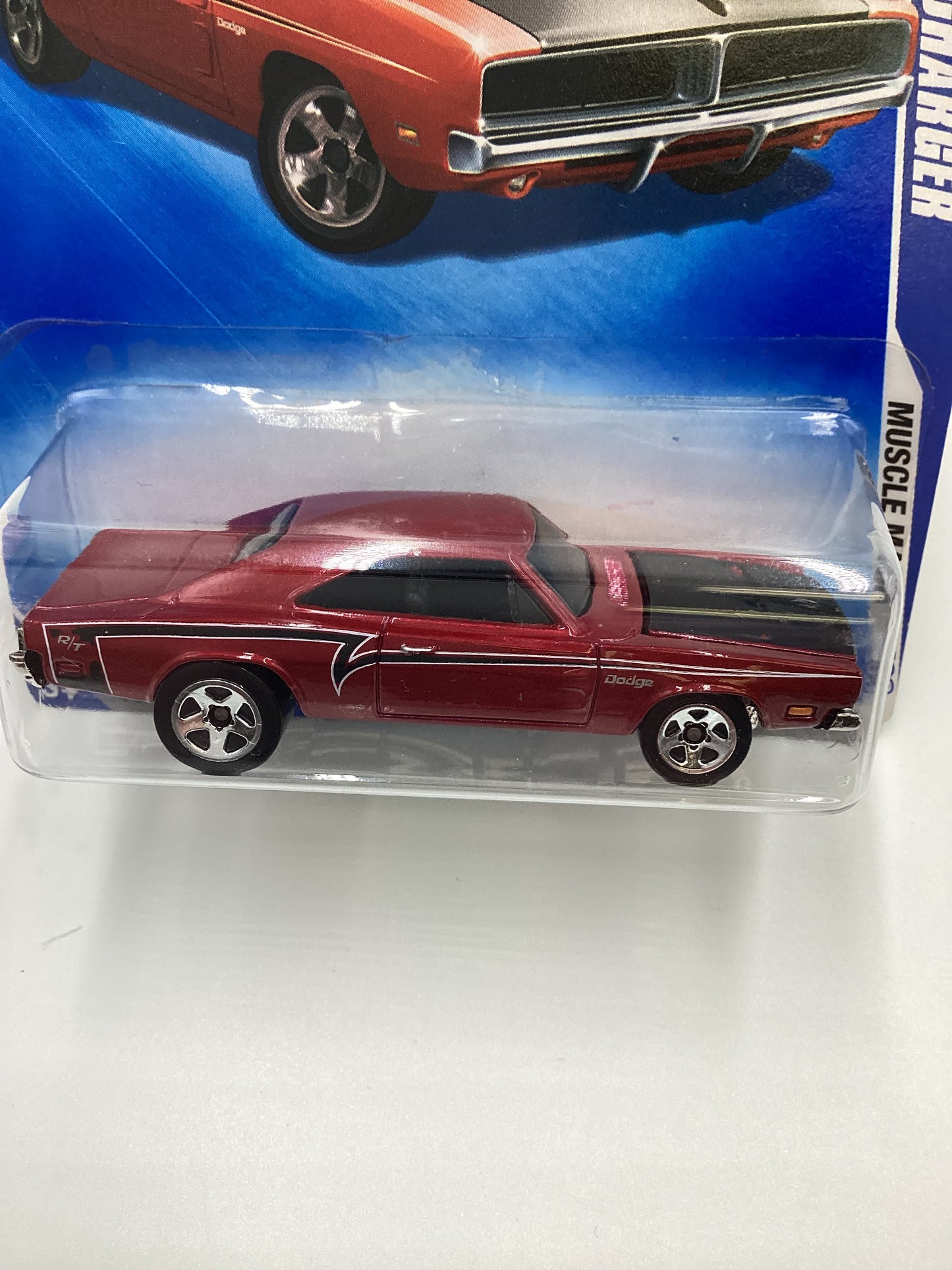 2009 Hot Wheels #081 69 Dodge Charger Red 59E