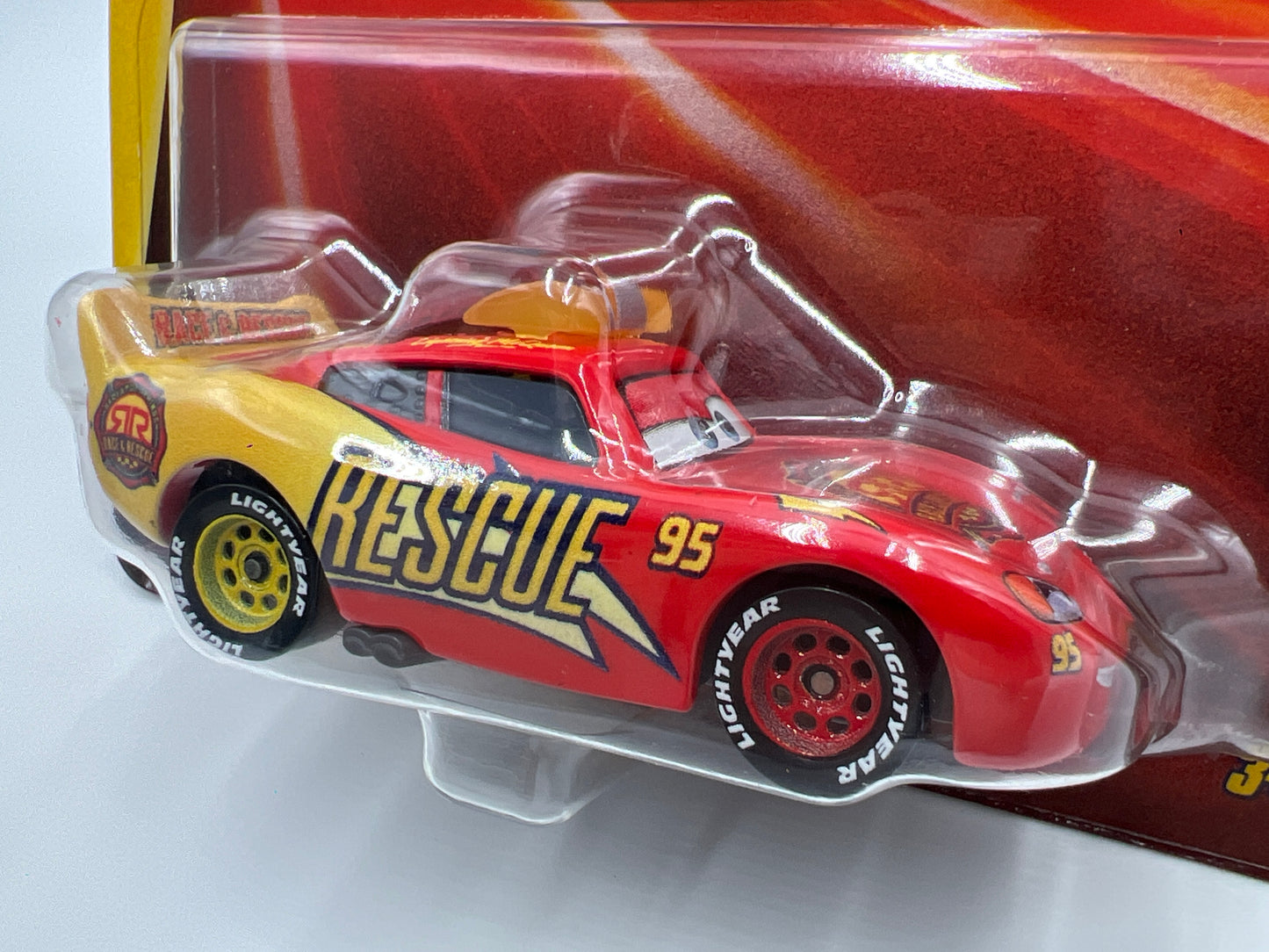 2025 Disney Pixar Cars Radiator Springs Race & Rescue Lightning McQueen 136A