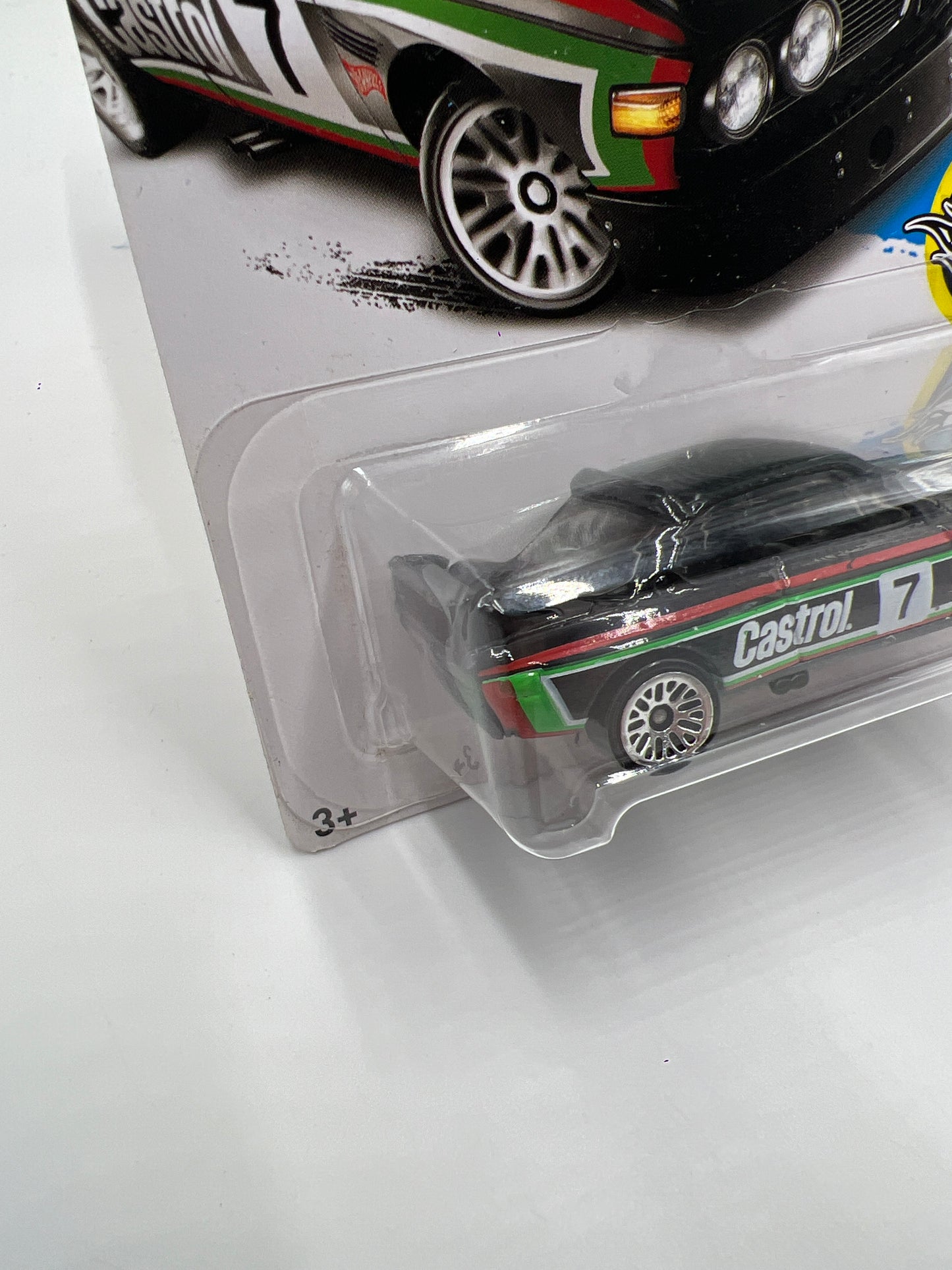 2017 Hot Wheels Speed Graphics #57 73 BMW 3.0 CSL Race Car Black Castrol 108C