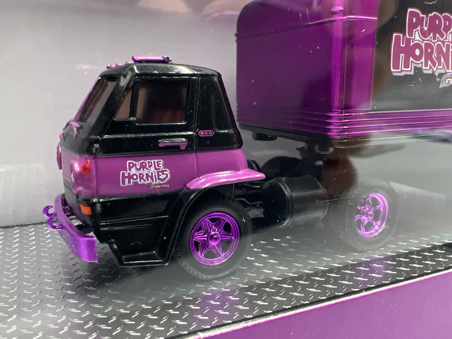 M2 Machines Auto Haulers CHASE Purple Hornies 1970 Dodge L600 COE & 1941 Willys Coupe R62