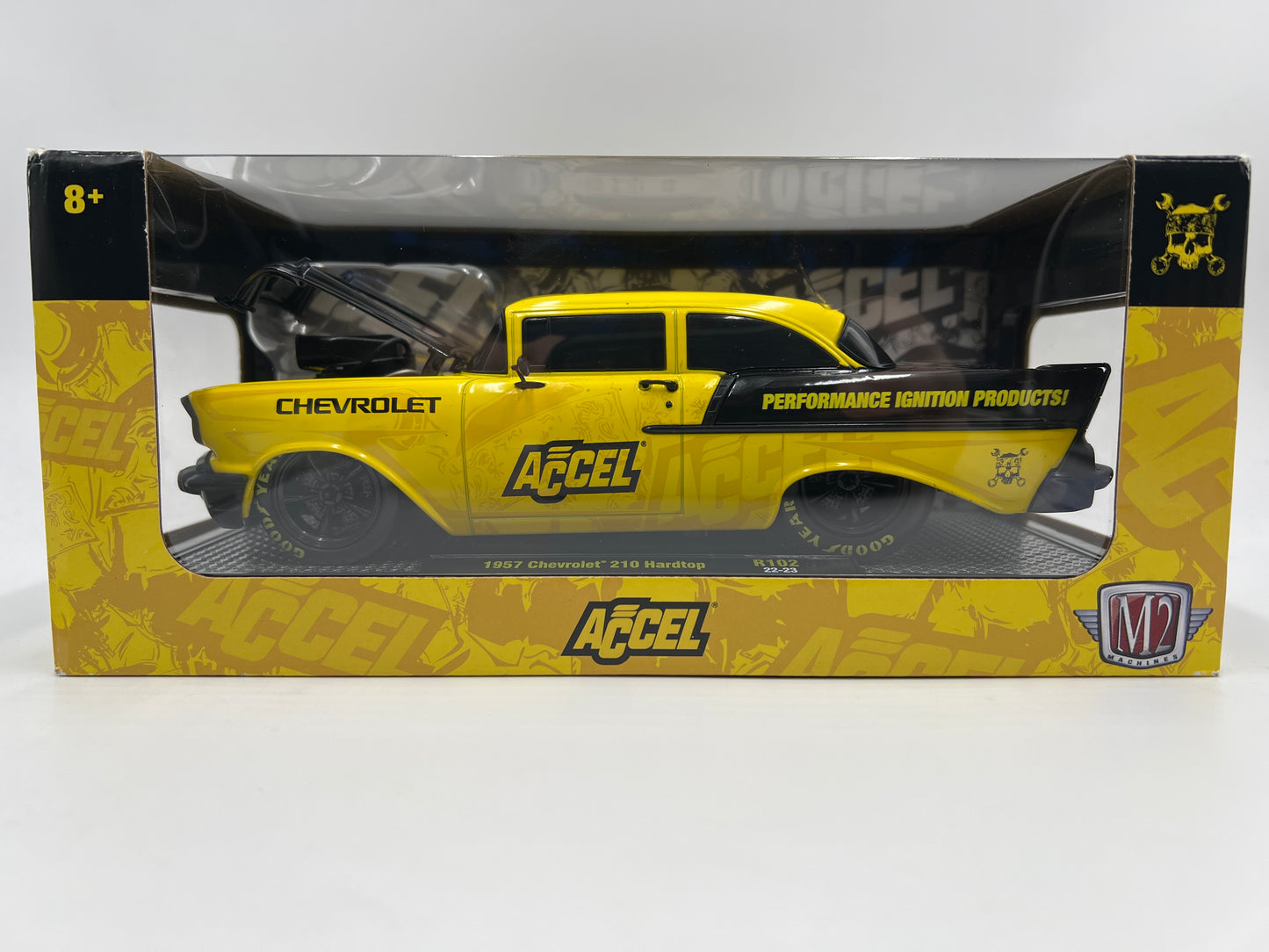 M2 Machines 1/24 Accel 1957 Chevrolet 210 Hardtop Yellow/Black R102