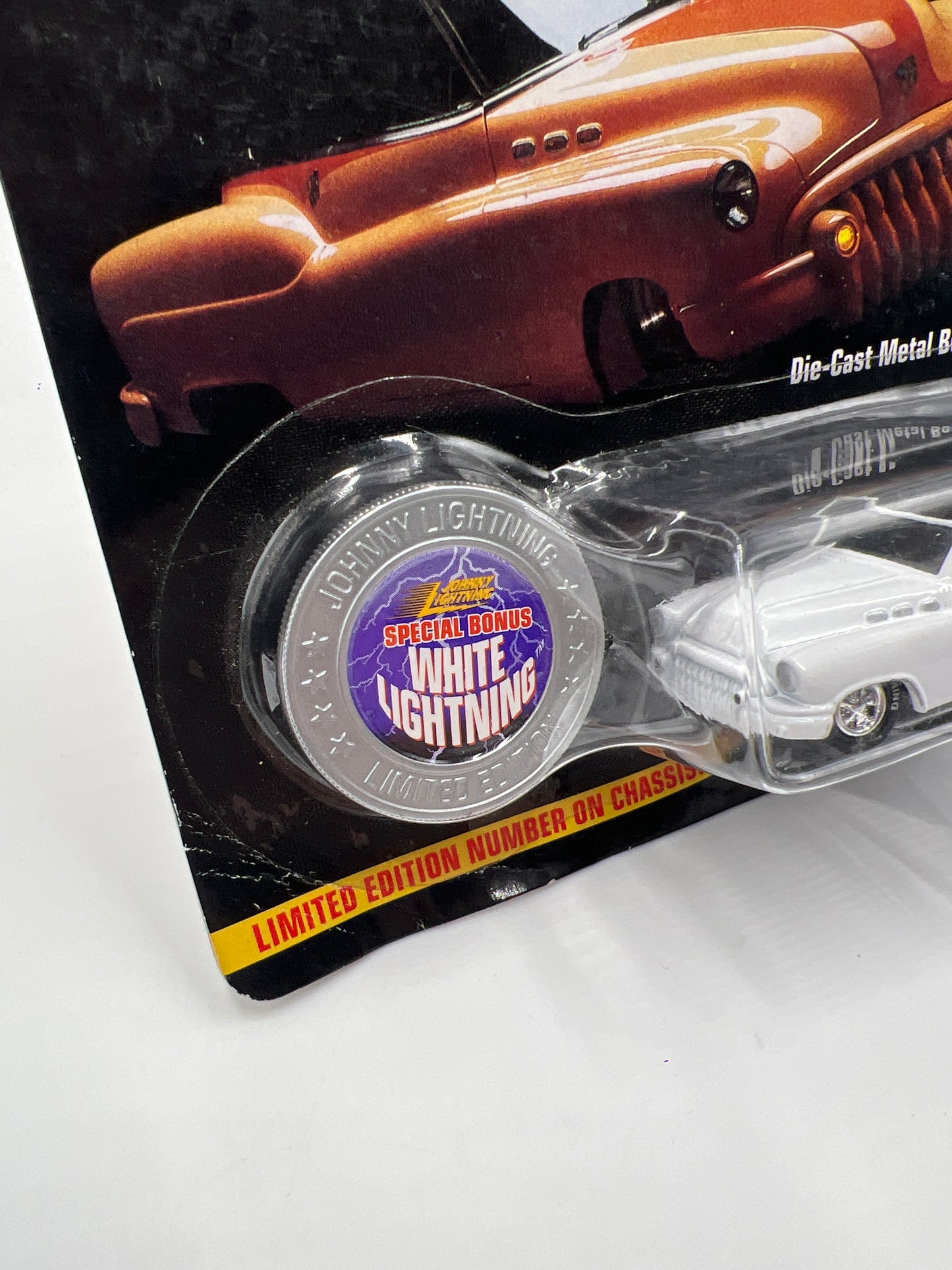 Johnny Lightning White Lightning Chase Hot Rods #425 Bumongous White