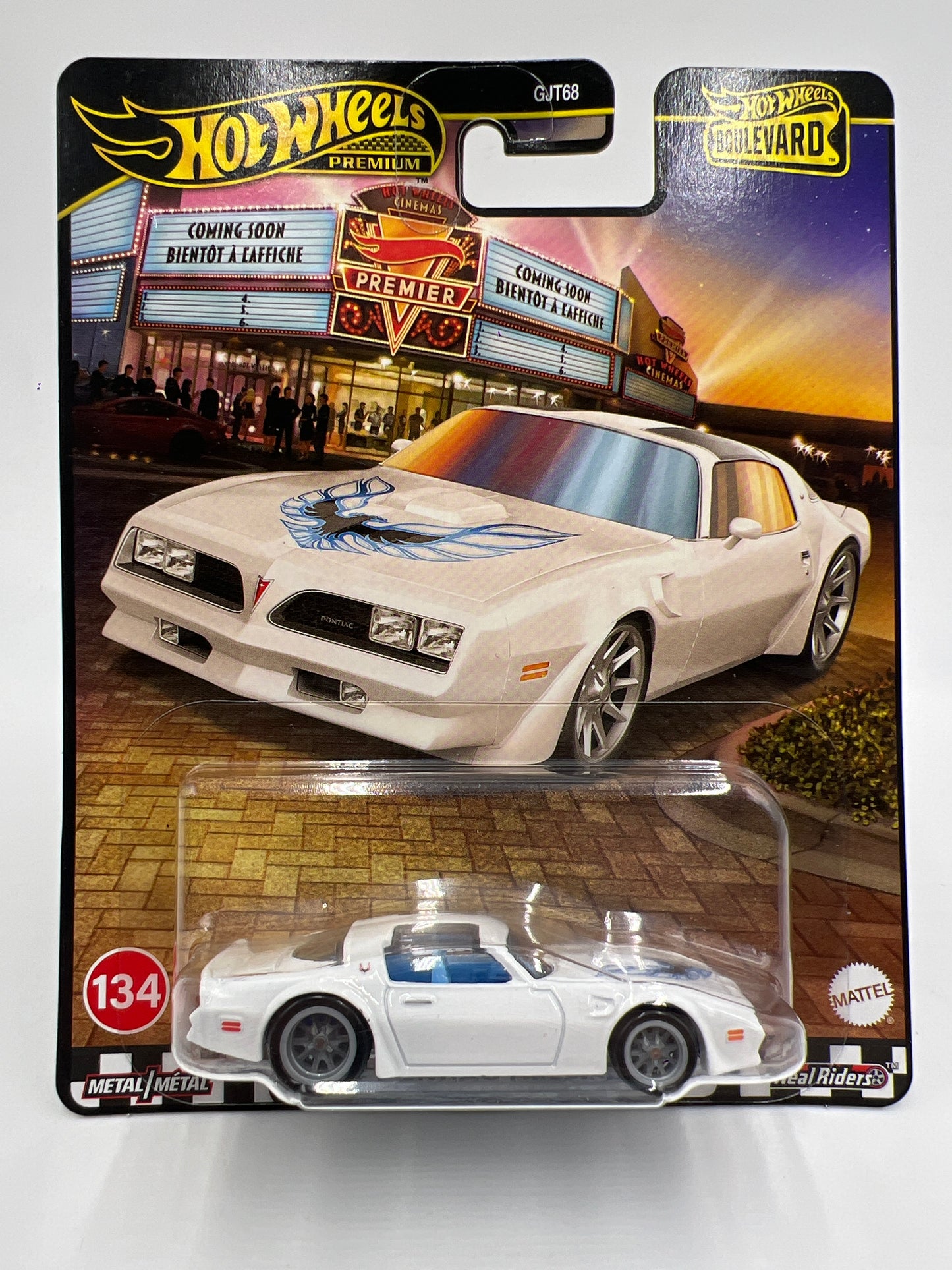 Hot Wheels Premium Boulevard #134 77 Pontiac Firebird TA White 260C