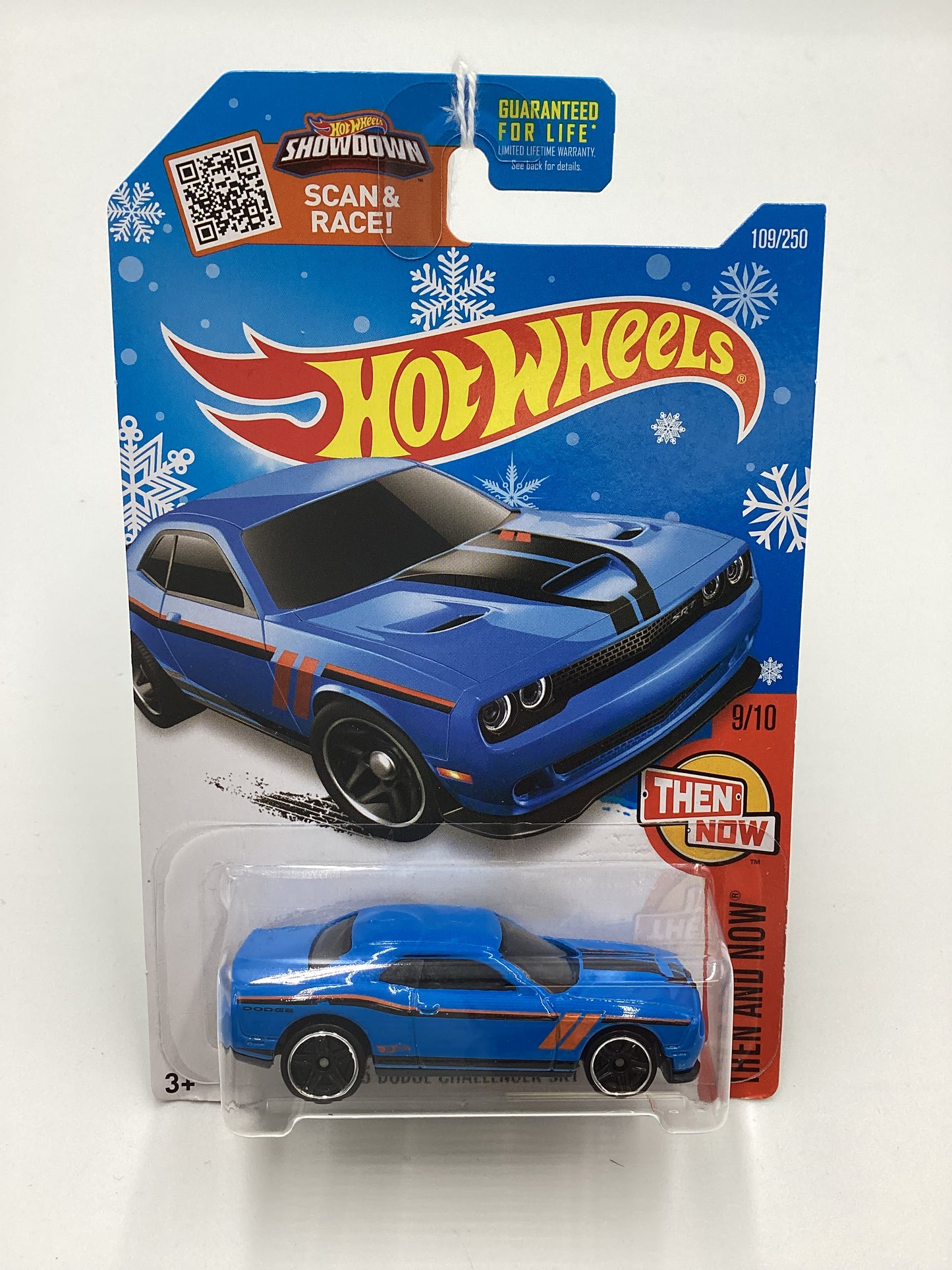 2016 Hot Wheels #109 15 Dodge Challenger SRT Blue Target Snowflake Card 237F