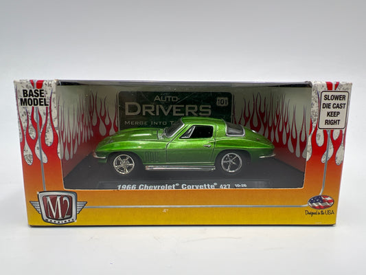 M2 Machines 10-26 Auto Drivers 1966 Chevrolet Corvette 427 Green