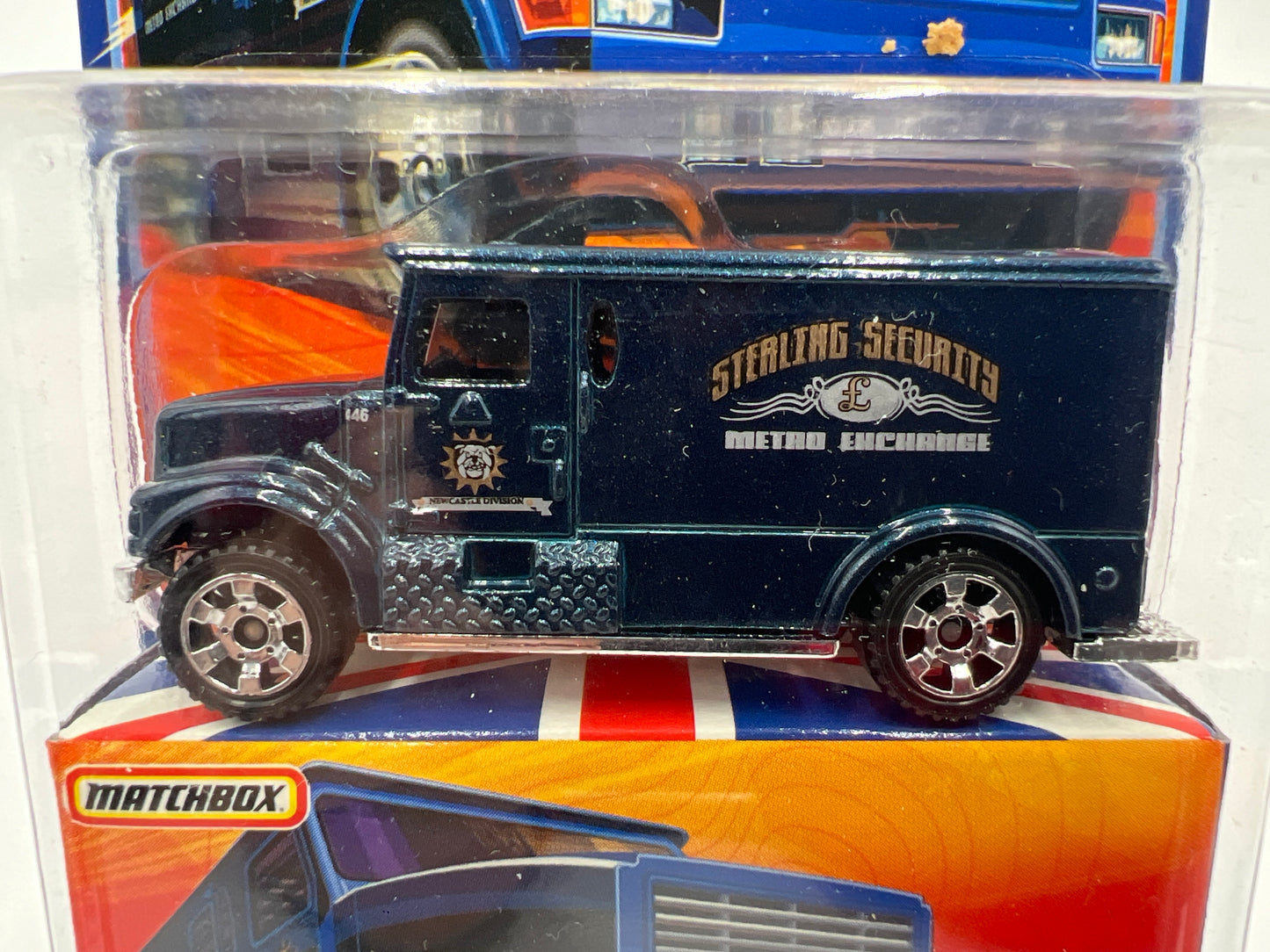 Matchbox Best Of British #11 International Armored Truck Dark Blue 172i