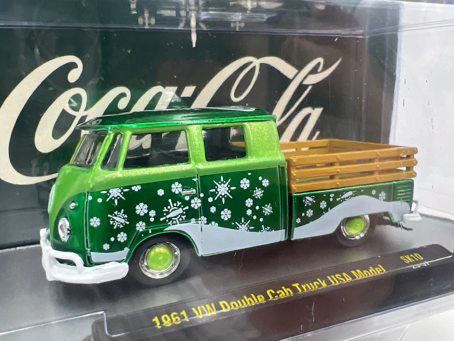 2025 M2 Machines Coca Cola Holidays 1961 VW Double Cab Truck USA Model Green SK10 194D