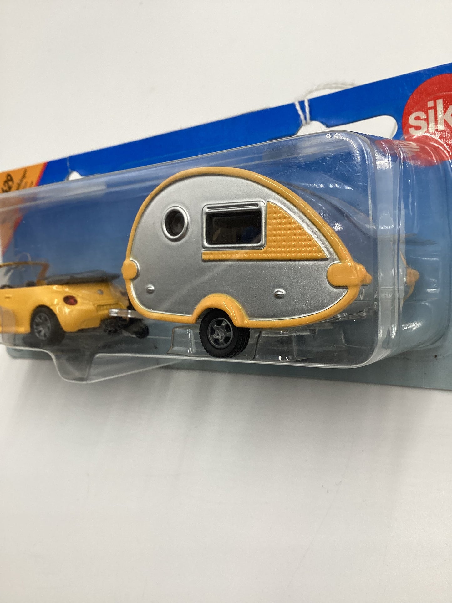 Siku #1629 Car with Caravan Yellow VW Beetle SR