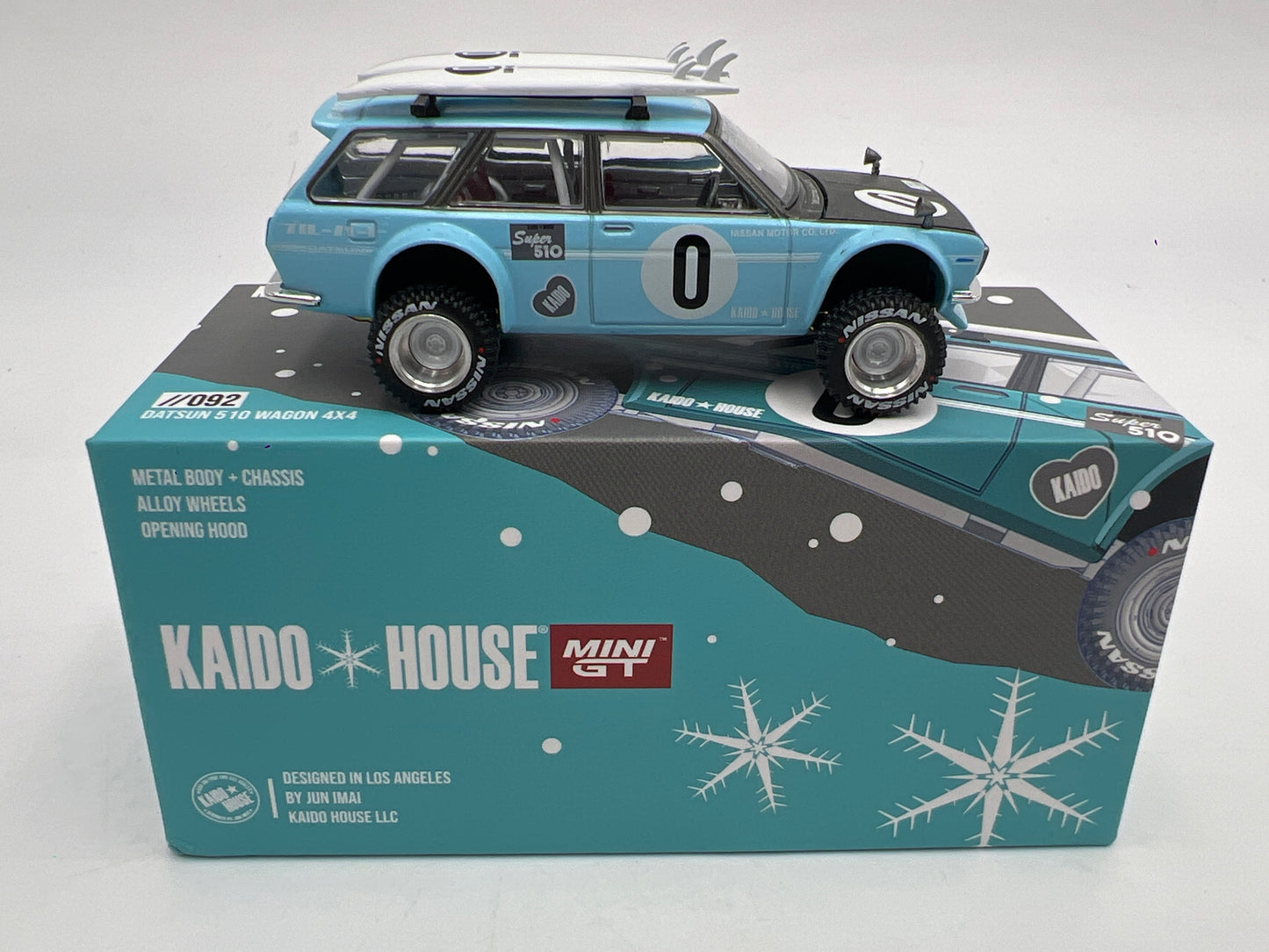 Mini GT x Kaido House #092 Datsun 510 Wagon 4x4 Holiday Winter Edition