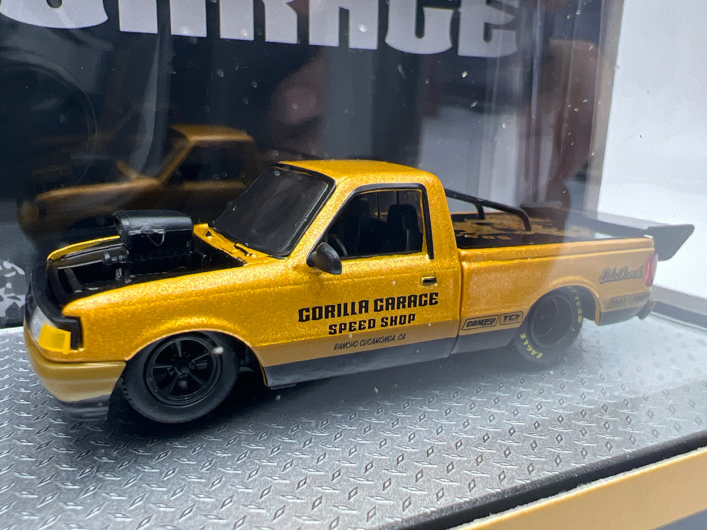 M2 Machines Haulers R96 1969 Ford F-350 & 1995 Ford Ranger XLT