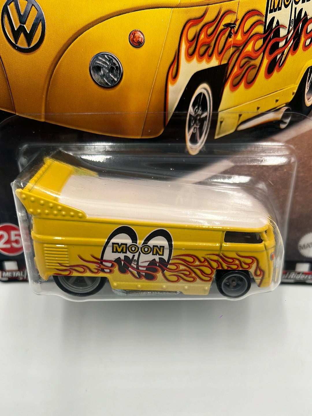 Hot Wheels Premium Boulevard #25 Volkswagen Drag Bus Mooneyes 263E