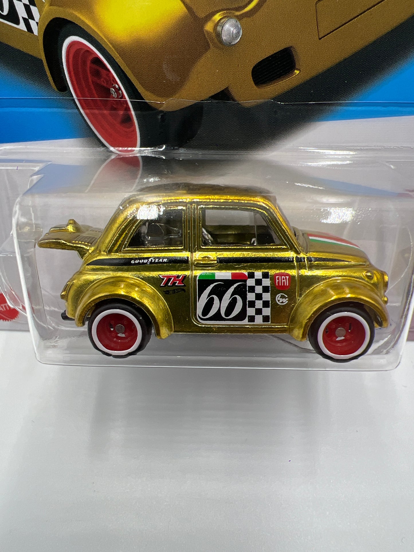 2024 Hot Wheels Super Treasure Hunt #117 60s Fiat 500D Modificado Gold W/Protector #2