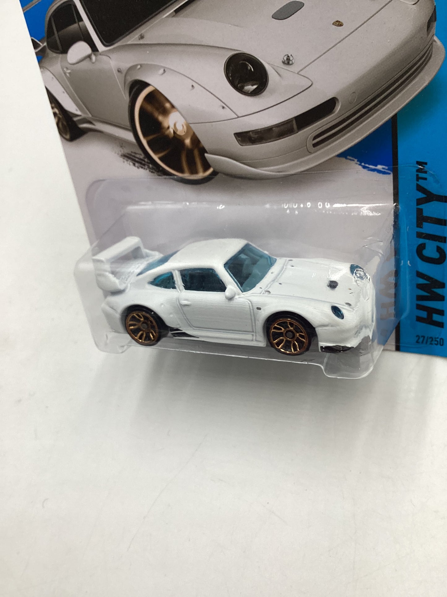 2014 Hot Wheels #27 Porsche 993 GT2 White 101A