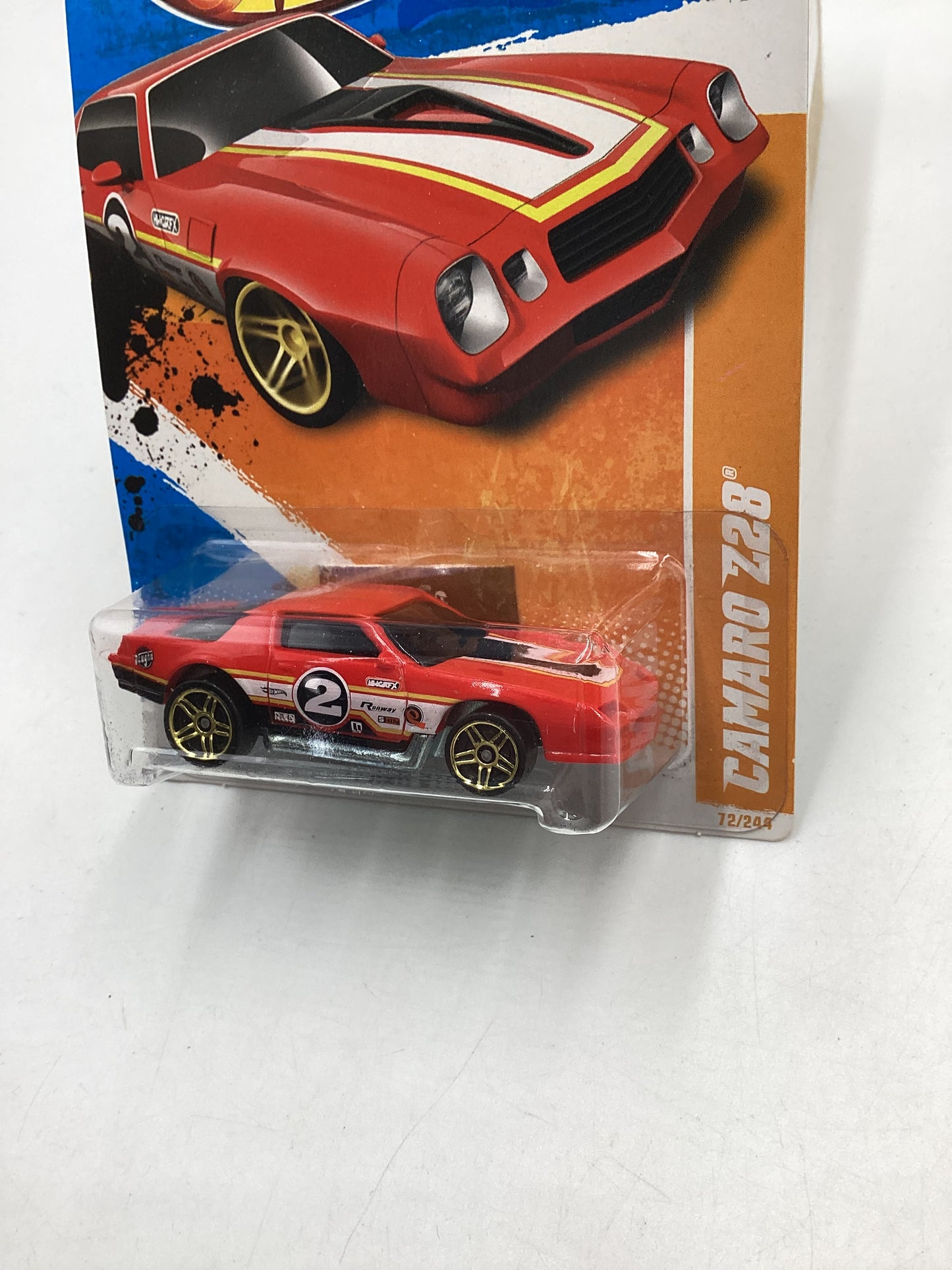 2011 Hot wheels #072 Red Camaro Z28 17H