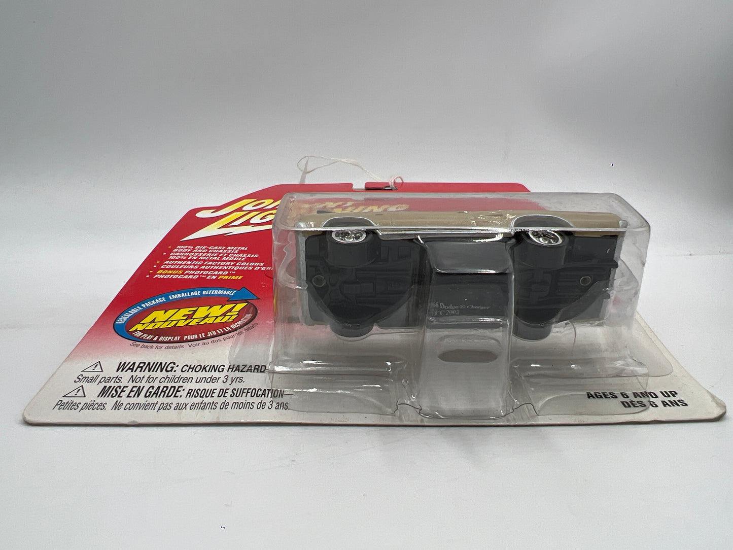 Johnny Lightning Muscle Cars USA #13 1966 Dodge Charger Gold 219A