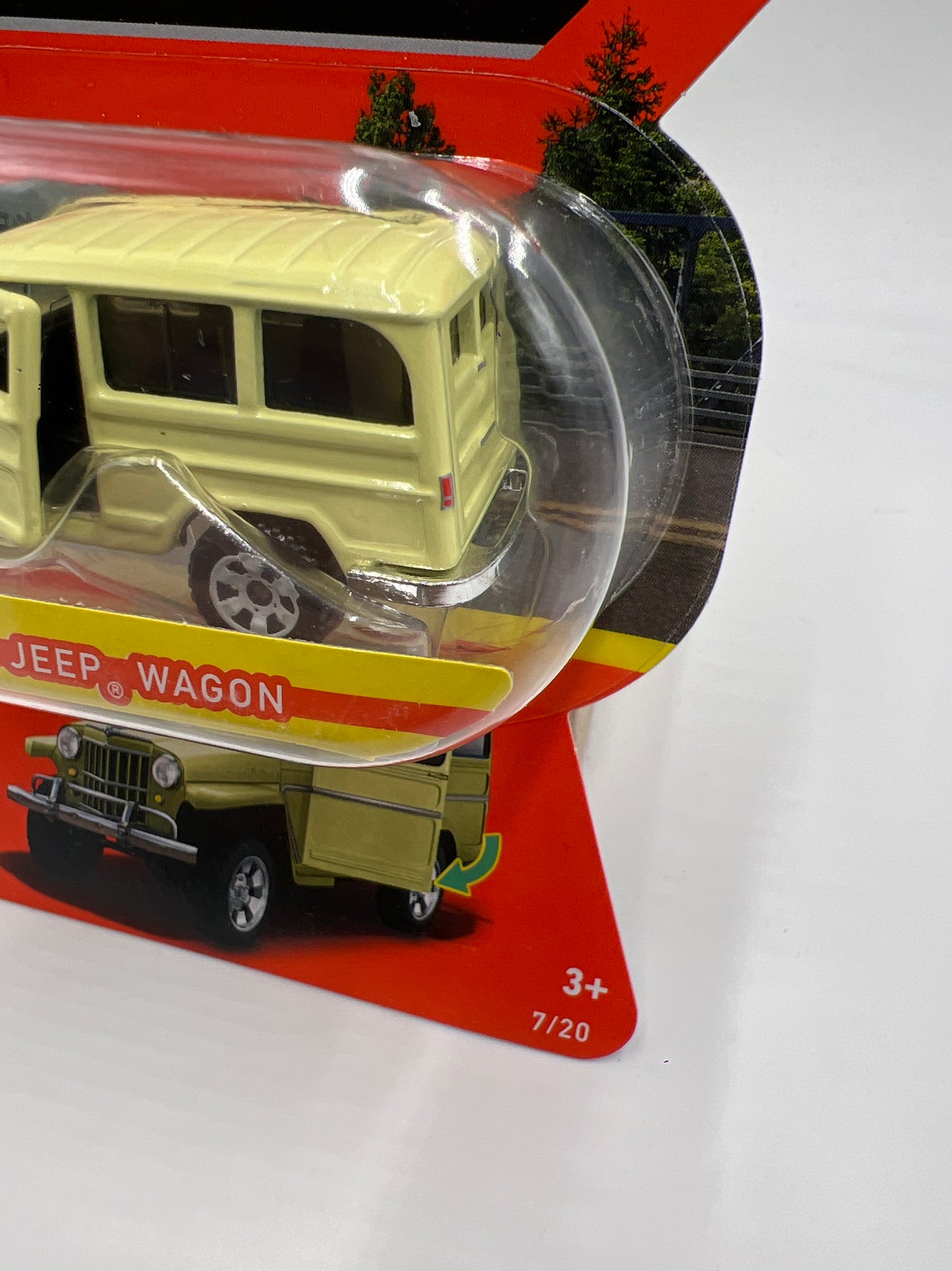 Matchbox Moving Parts #7 1962 Willys Jeep Wagon Yellow 162B