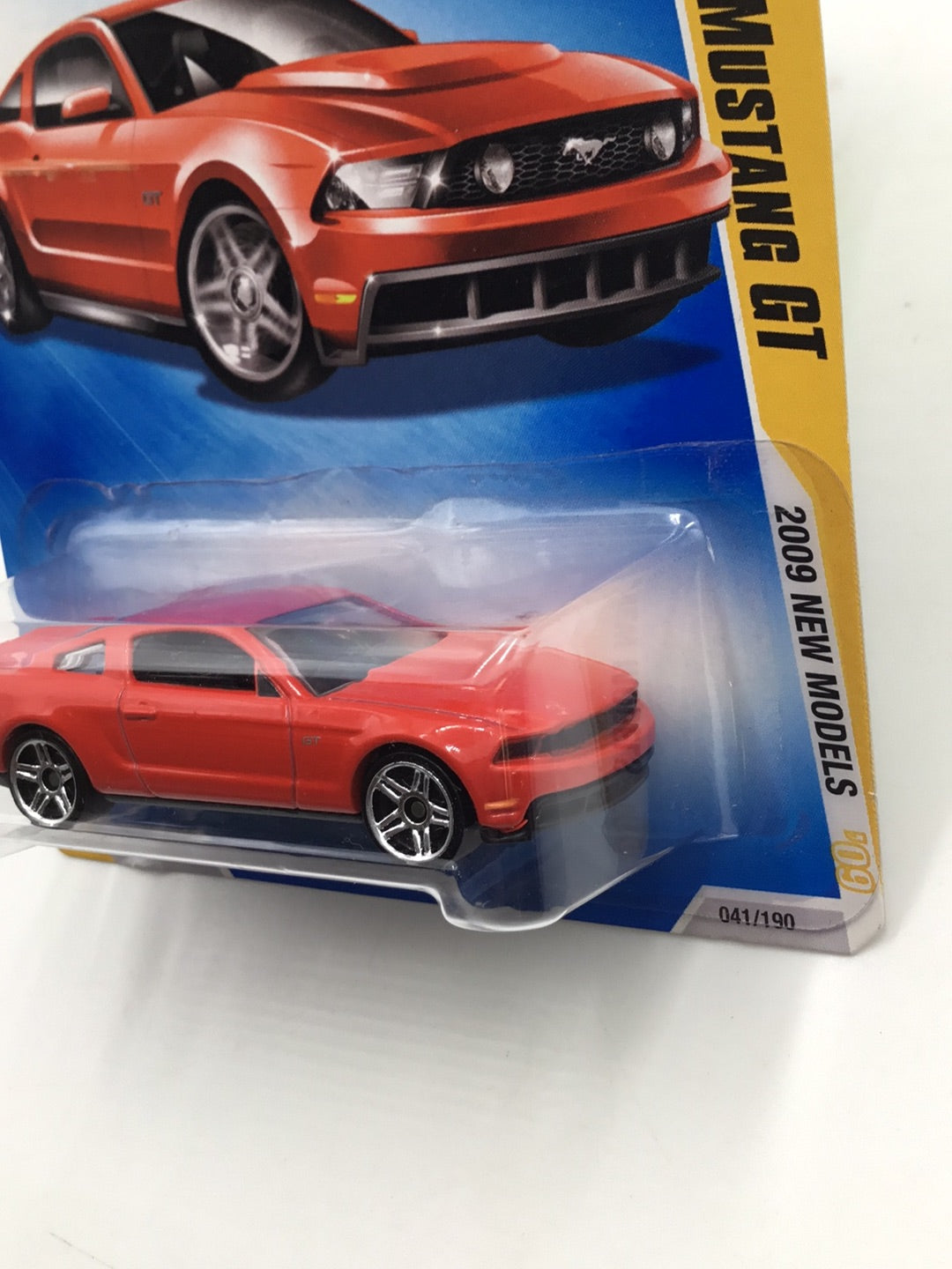 2009 Hot Wheels #41 2010 Ford Mustang GT Red KK6