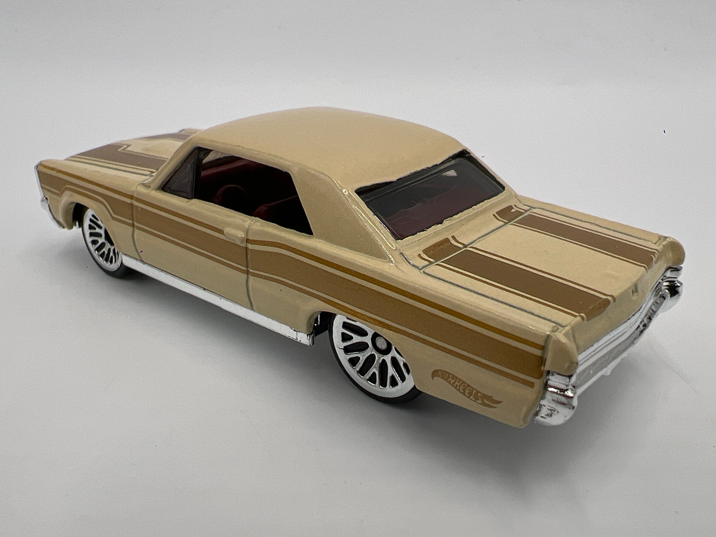 Hot Wheels 1/64 Multipack Exclusive 65 Pontiac GTO Tan Loose