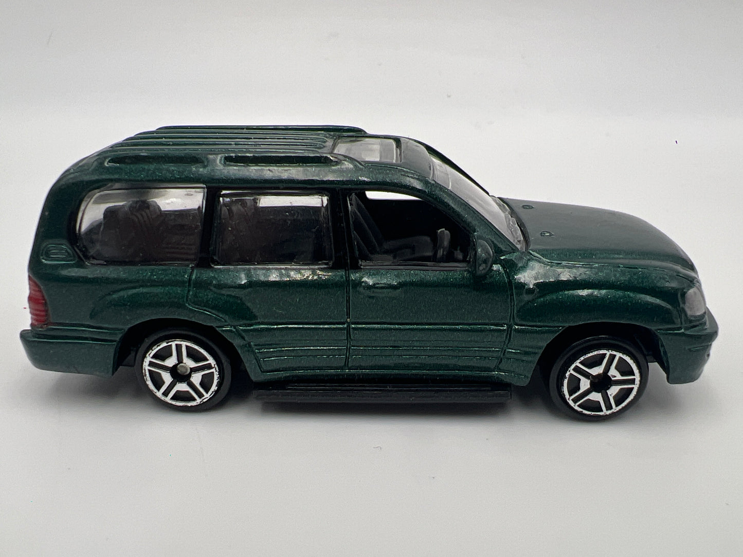 Motor Max 1/64 Scale Toyota Land Cruiser Green Loose