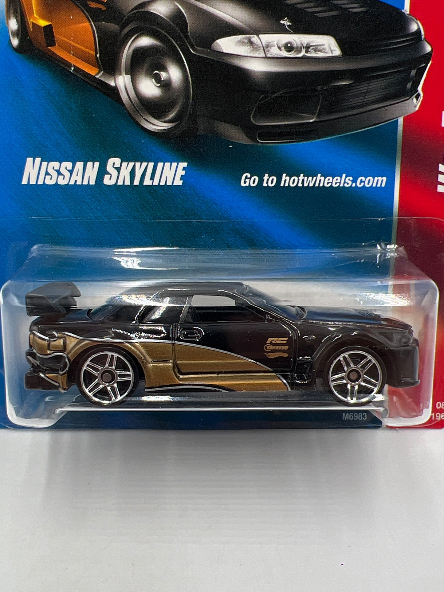 2008 Hot Wheels Web Trading Cars #81 Nissan Skyline Black/Gold W/Protector